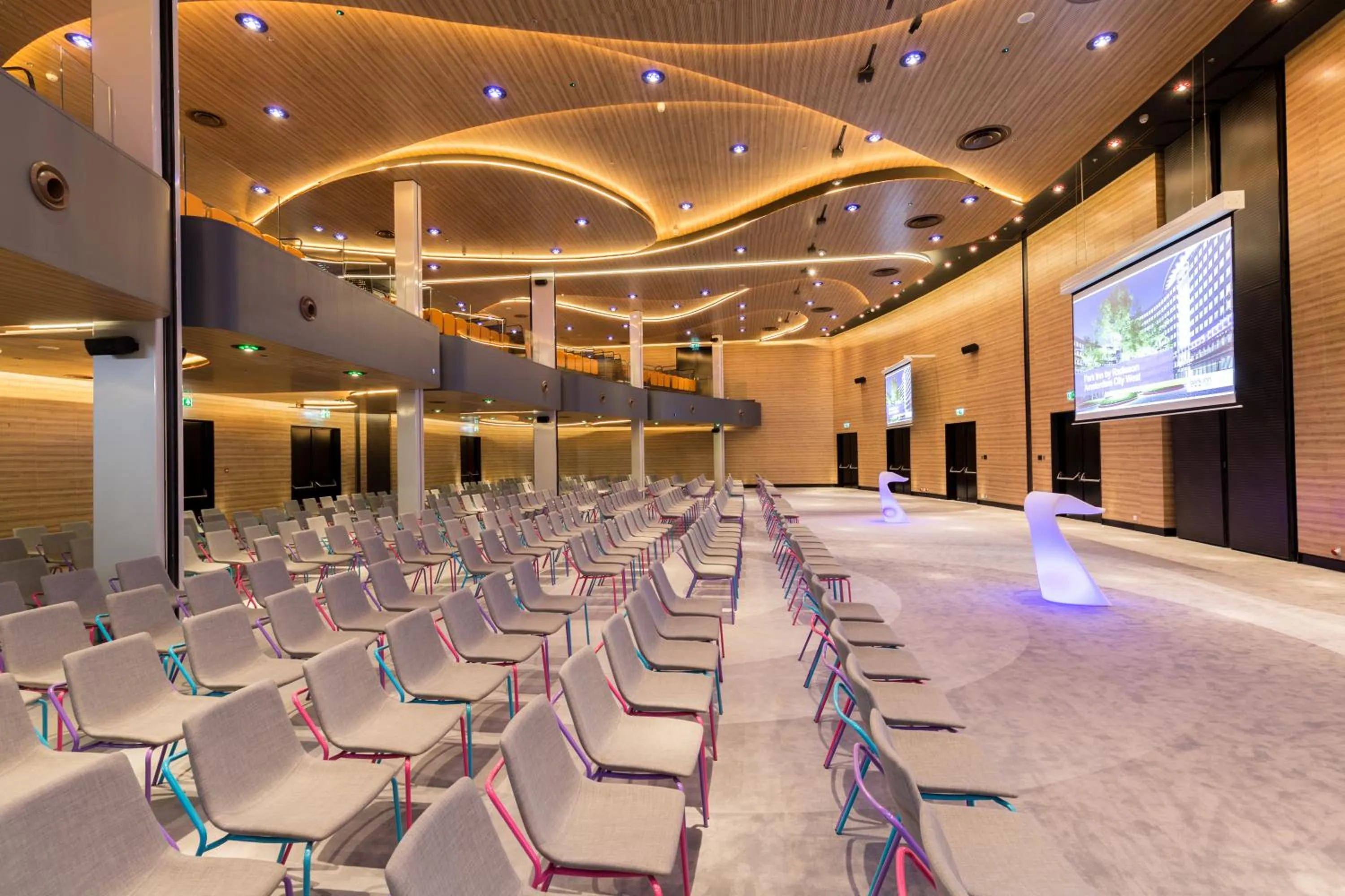 Area and facilities in Park Inn by Radisson Amsterdam City West