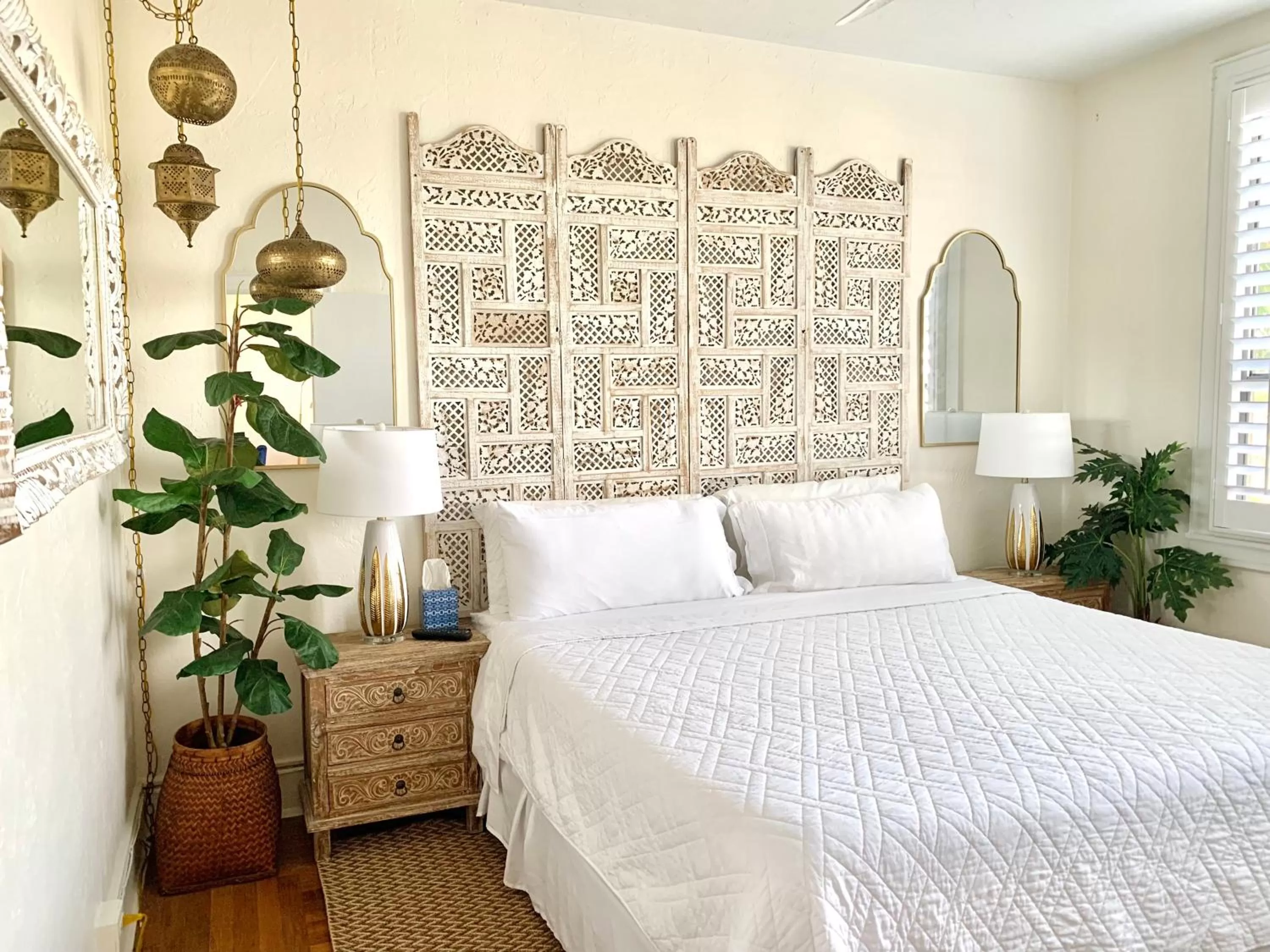 Bed in Tropicals of Palm Beach