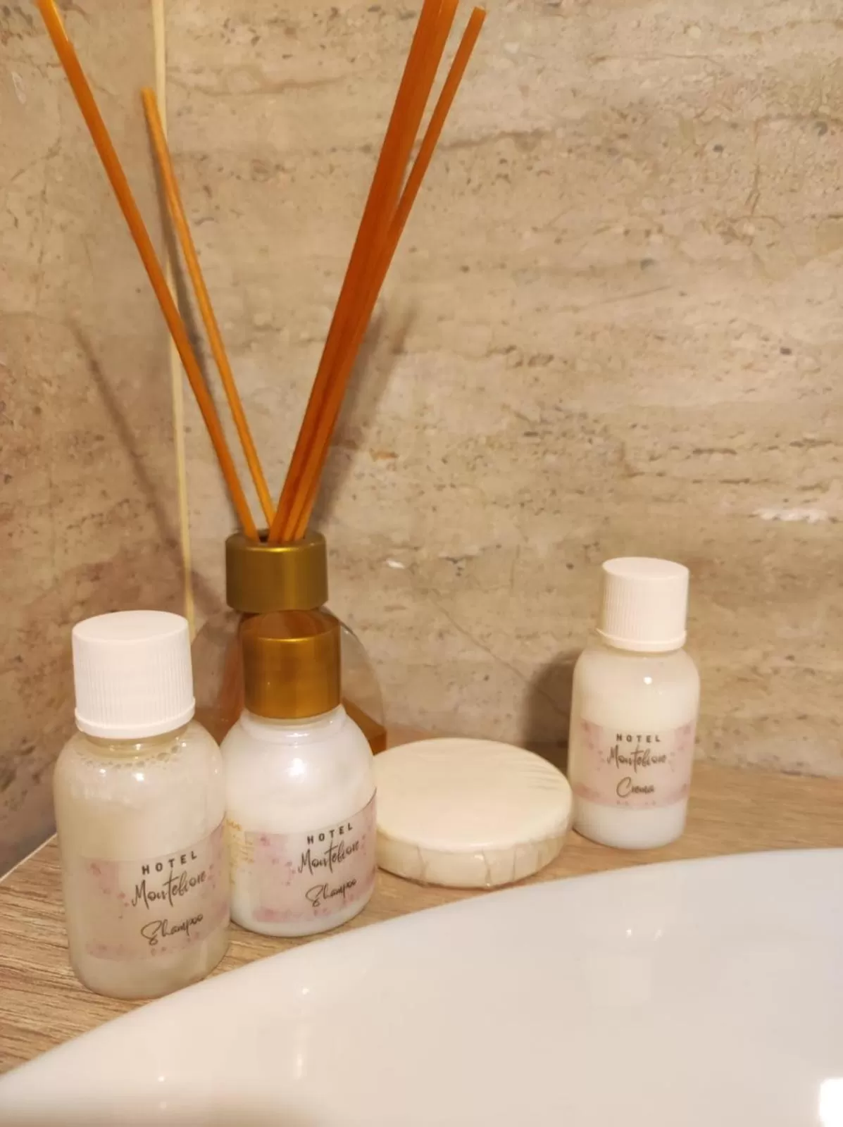 Bathroom in Hotel Montefiore