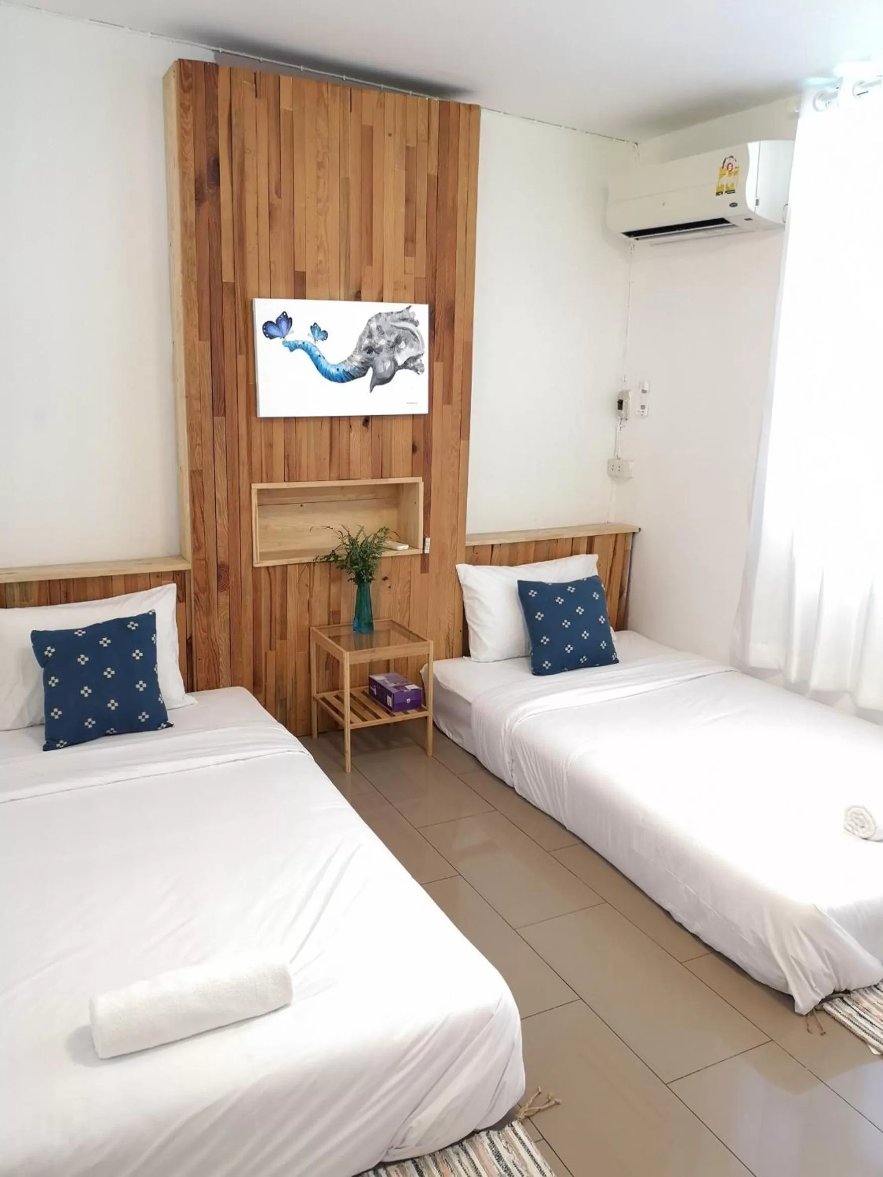 Bed in Cozy by Funwahn