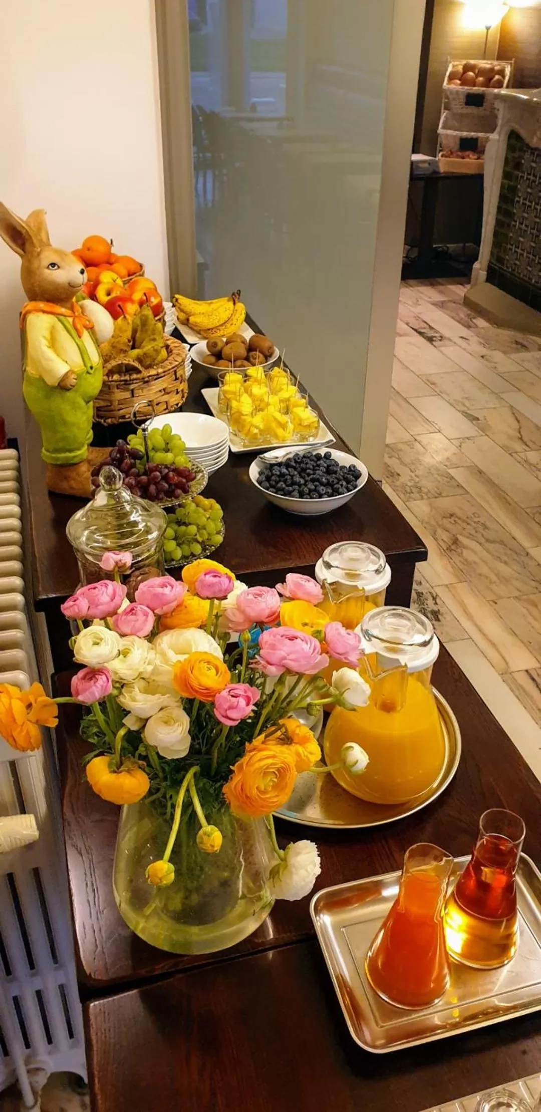 Food and drinks in Belrom Hotel