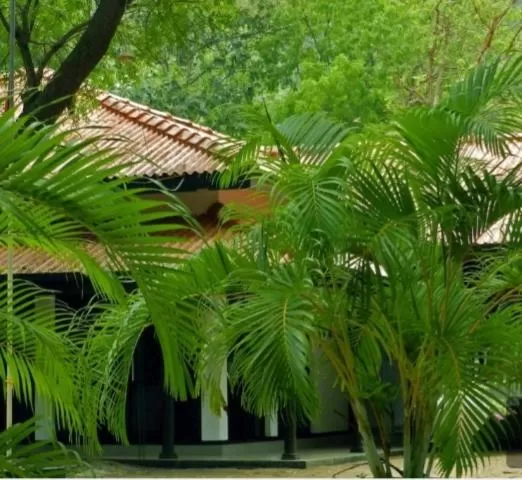 Jayasinghe Holiday Resort