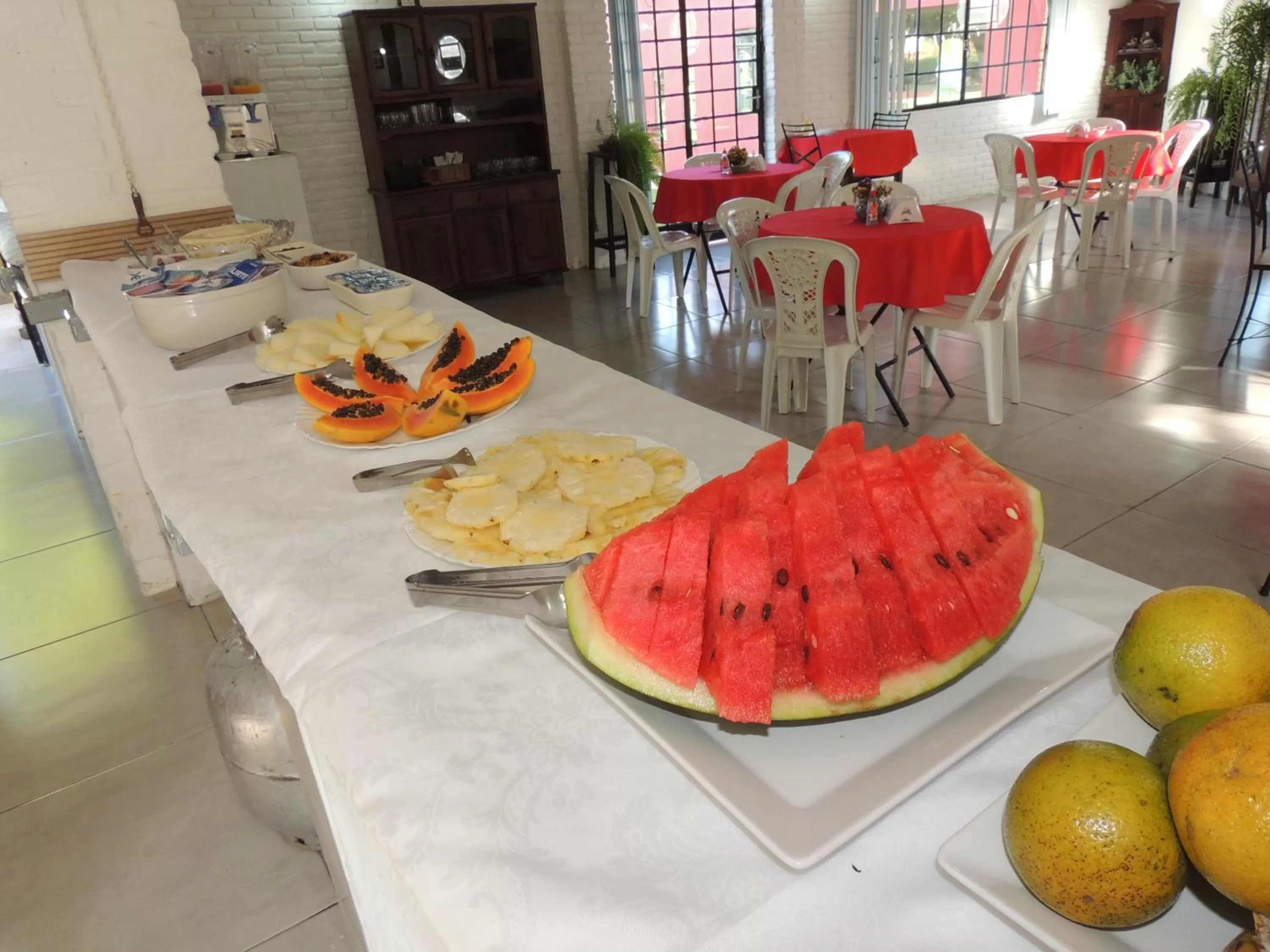 Breakfast, Restaurant/Places to Eat in Pousada Caminho Dos Sinos