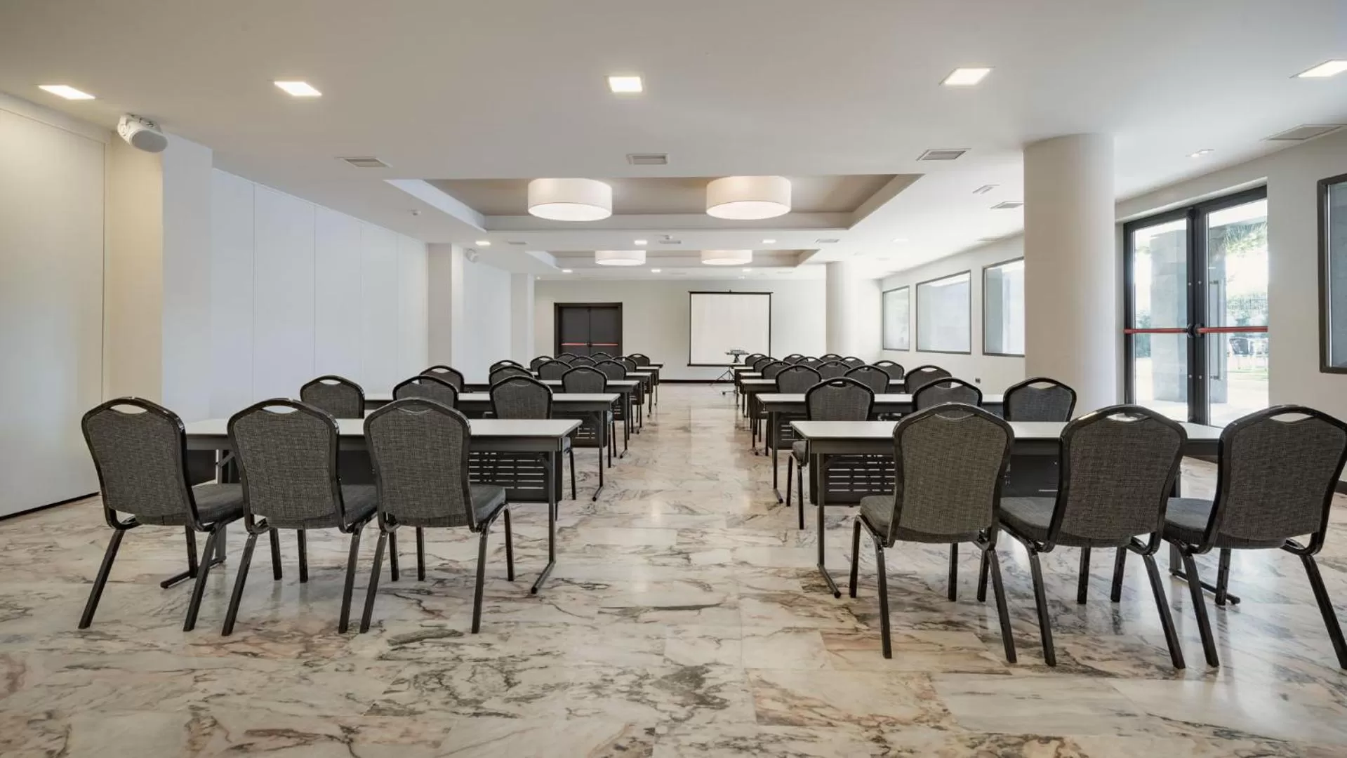Banquet/Function facilities in Hotel Parque Real