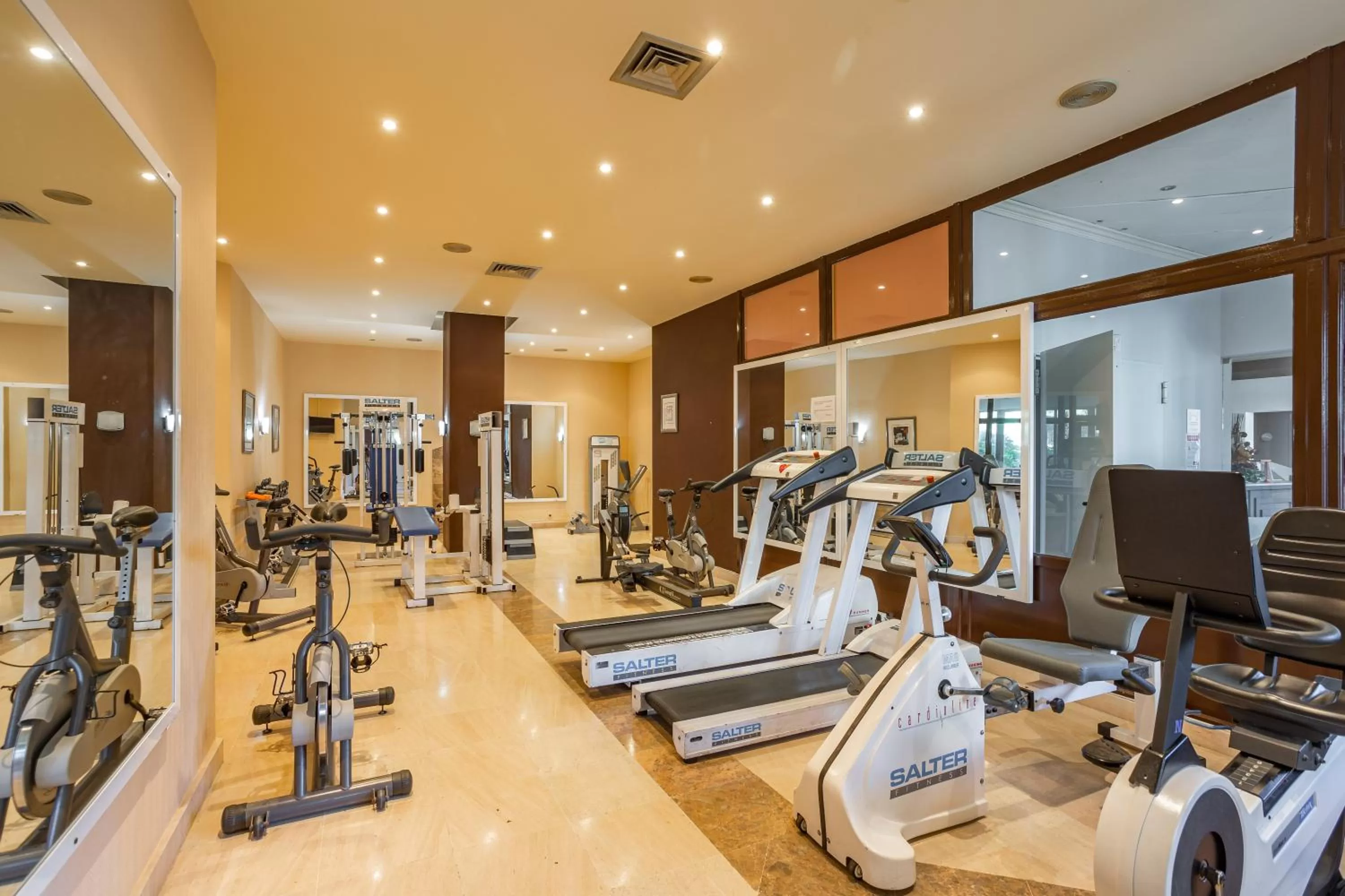 Fitness centre/facilities in Clube do Lago Hotel