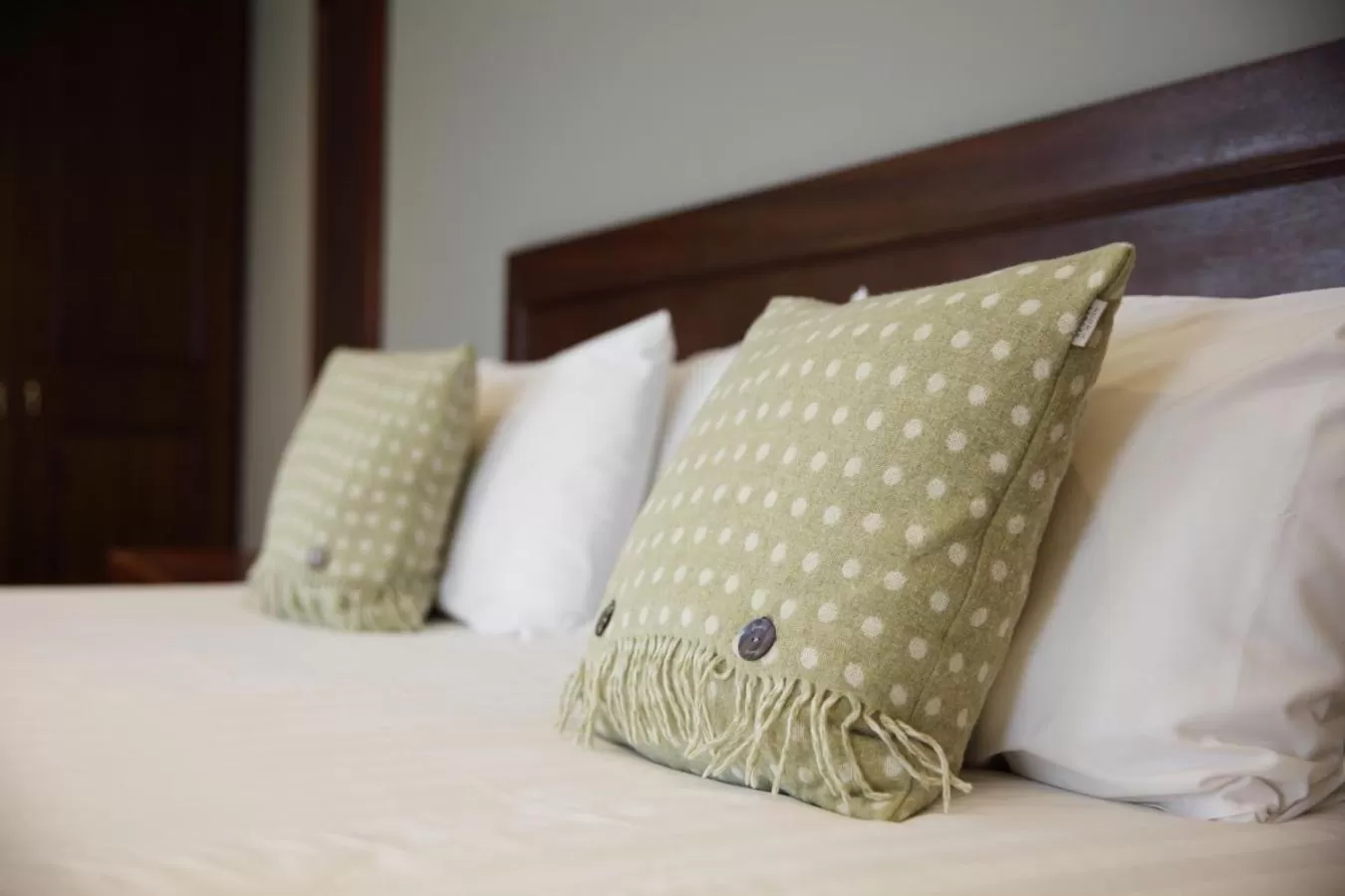 Bed in Mercure Gloucester Bowden Hall Hotel