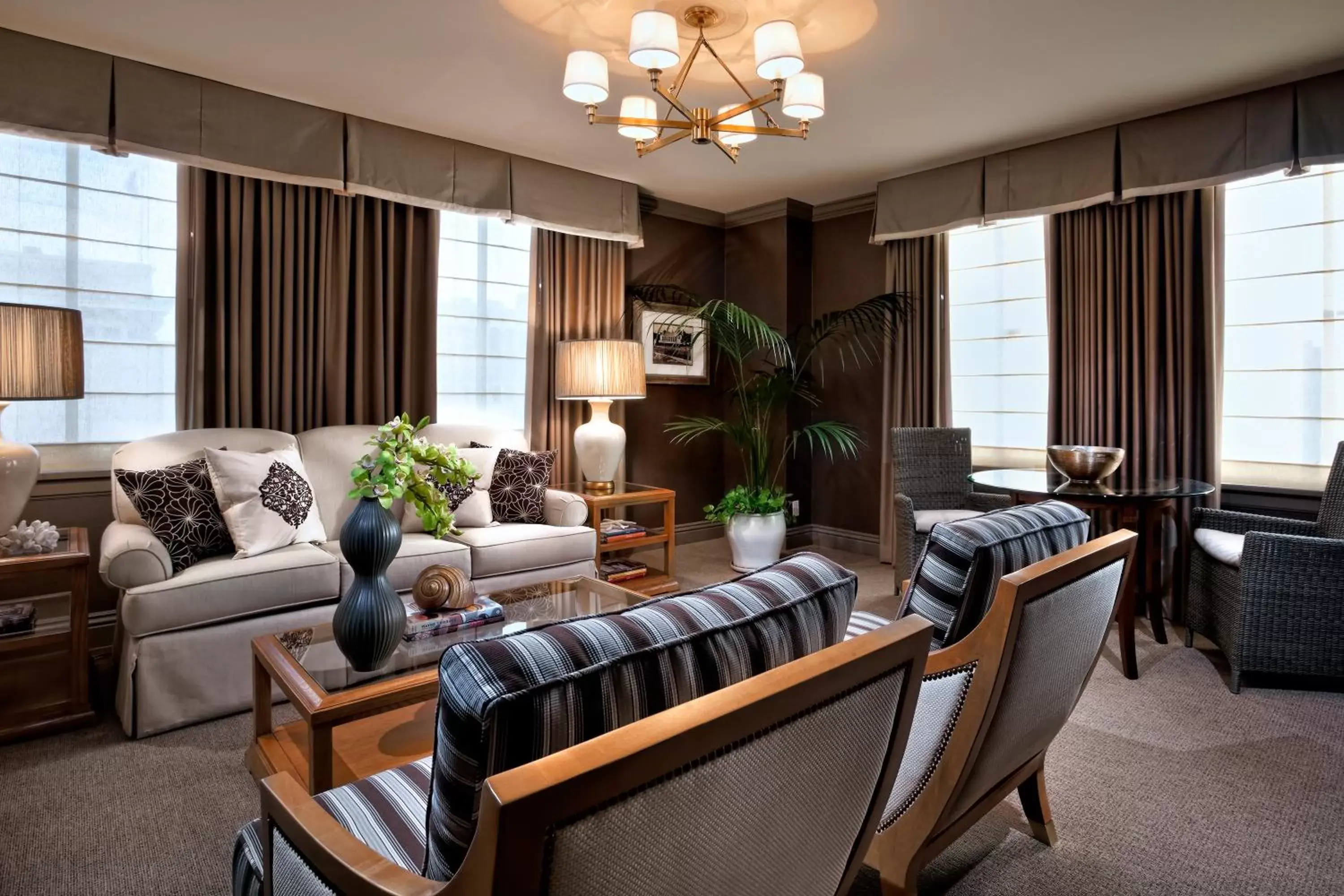 Suite in Los Angeles Athletic Club Suite in Los Angeles Athletic Club