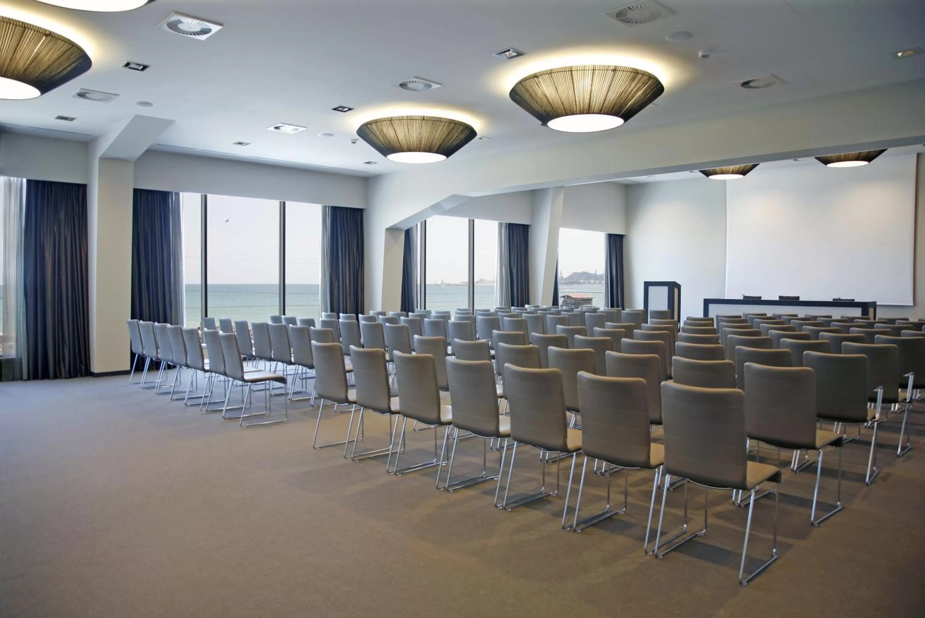 Business facilities in Ego Hotel