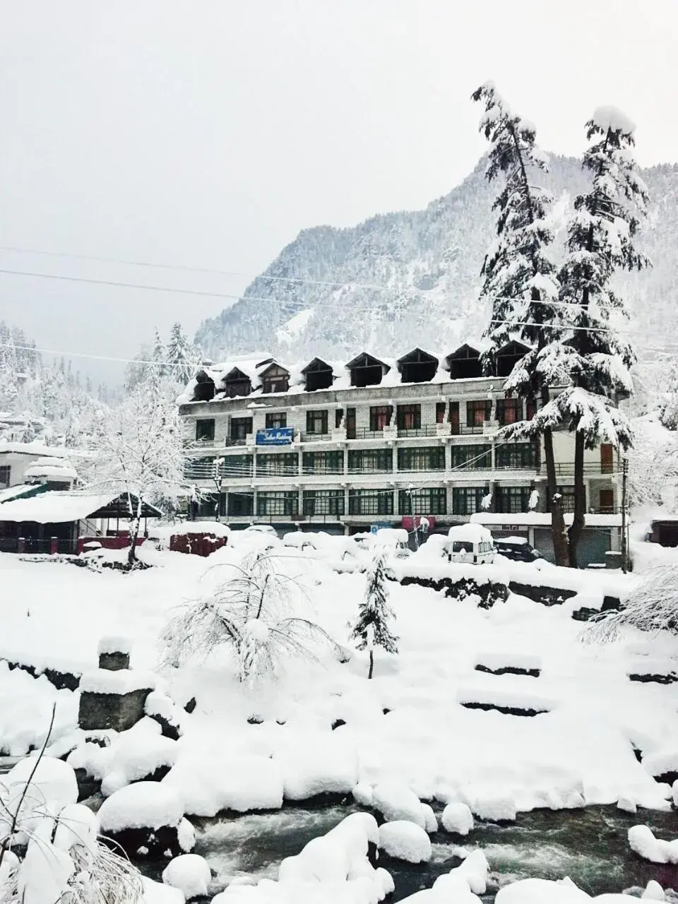 Hotel Satkar Residency - Riverside Old Manali Hotel Satkar Residency - Riverside Old Manali