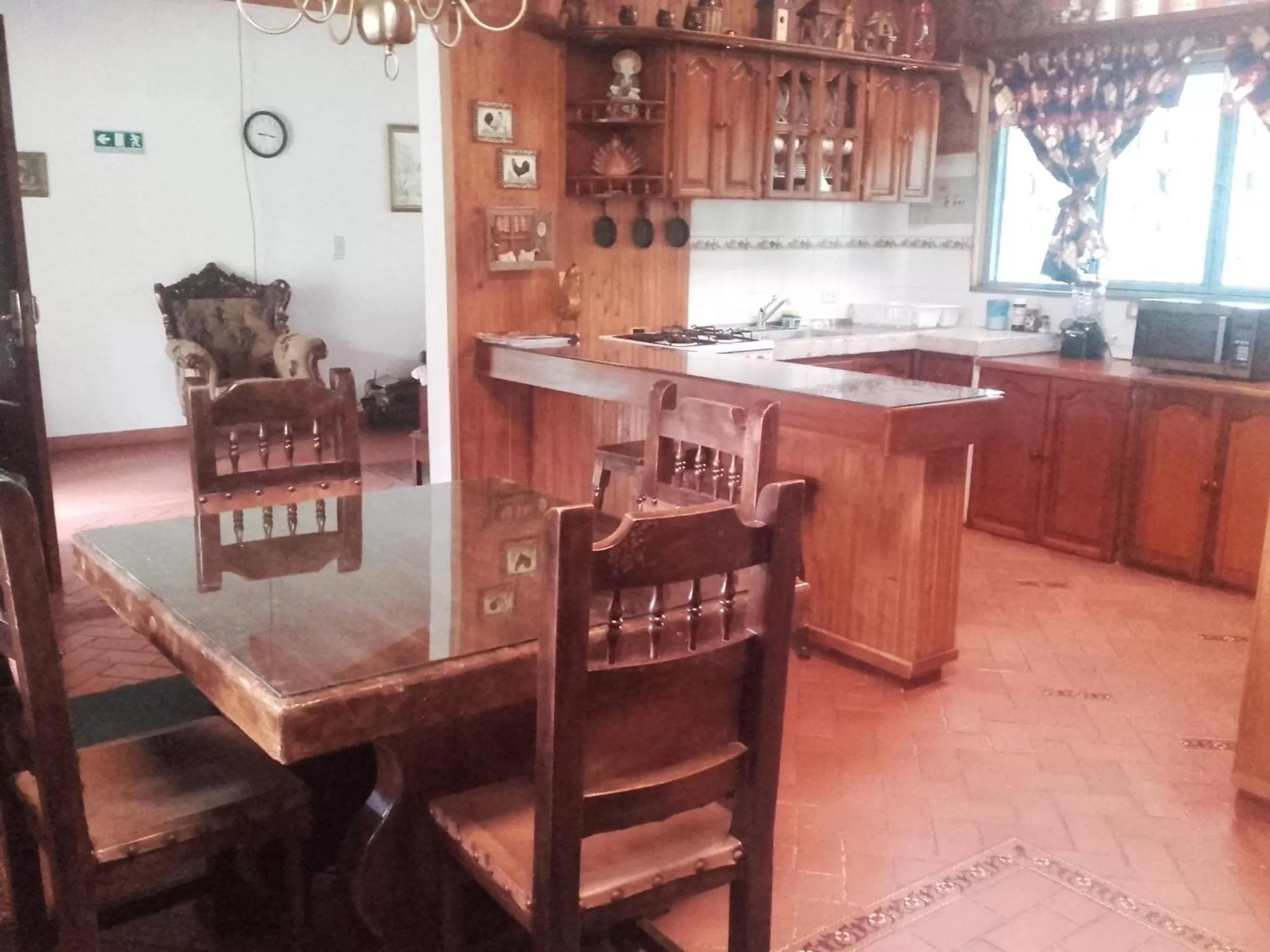 Kitchen or kitchenette in La Gaviota BnB