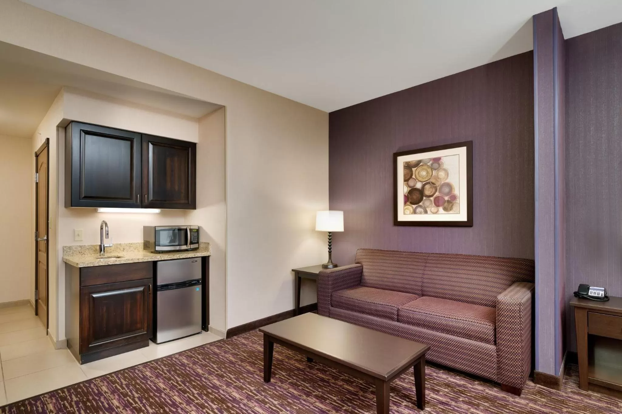 Bedroom in Holiday Inn Express Hotel & Suites Billings by IHG