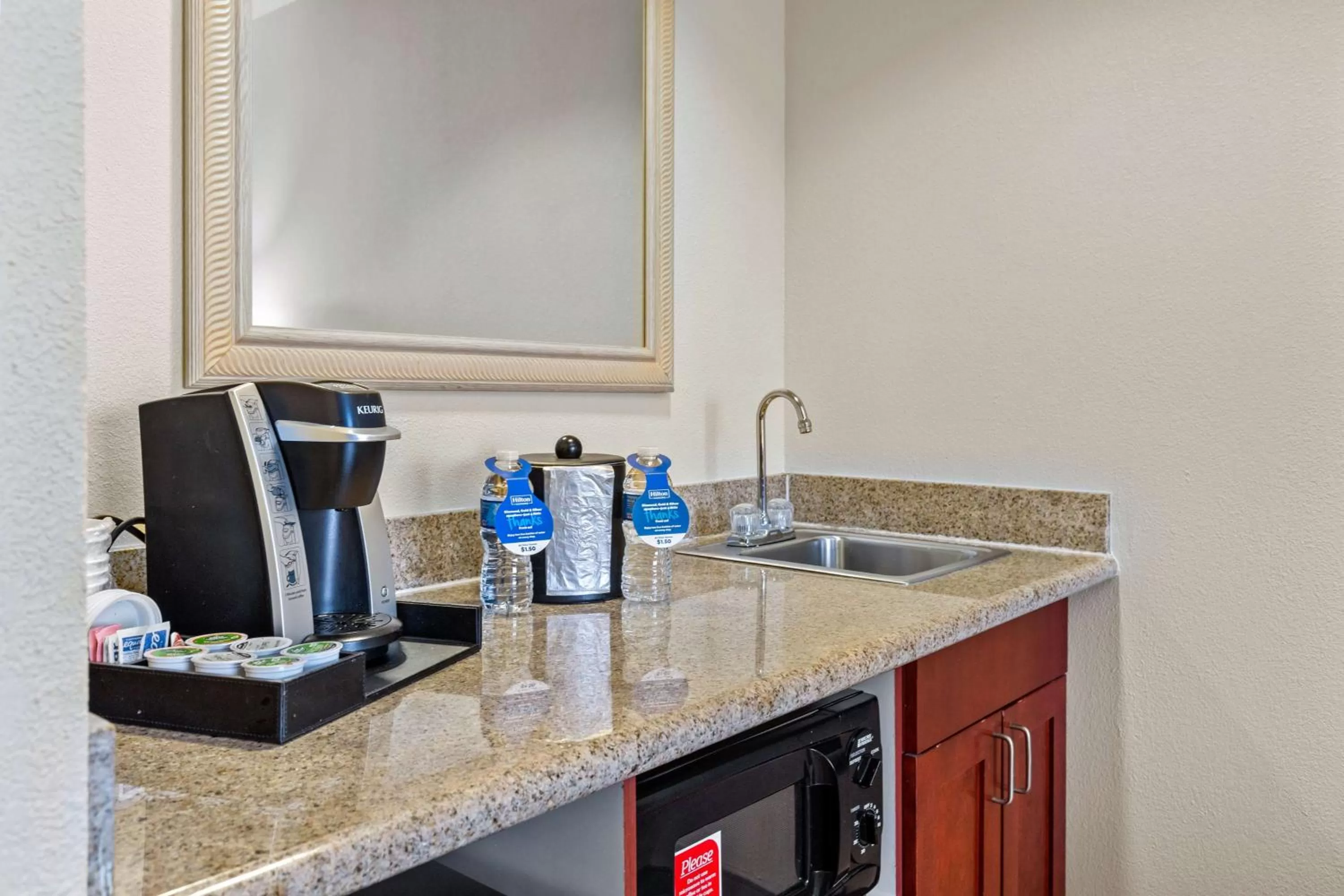 Photo of the whole room in Hilton Garden Inn Starkville