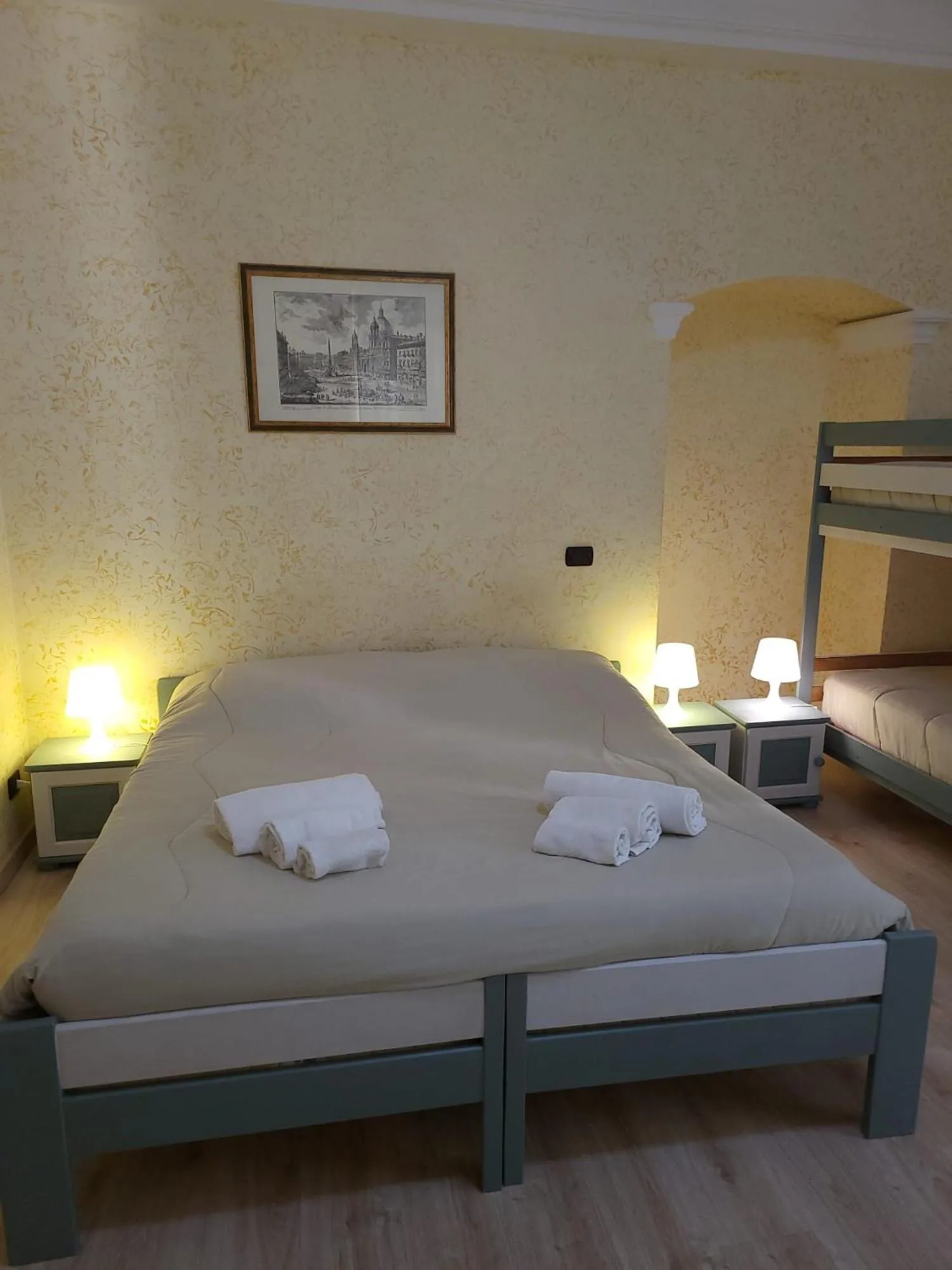 Bed in St. Peter's Rooms Rome