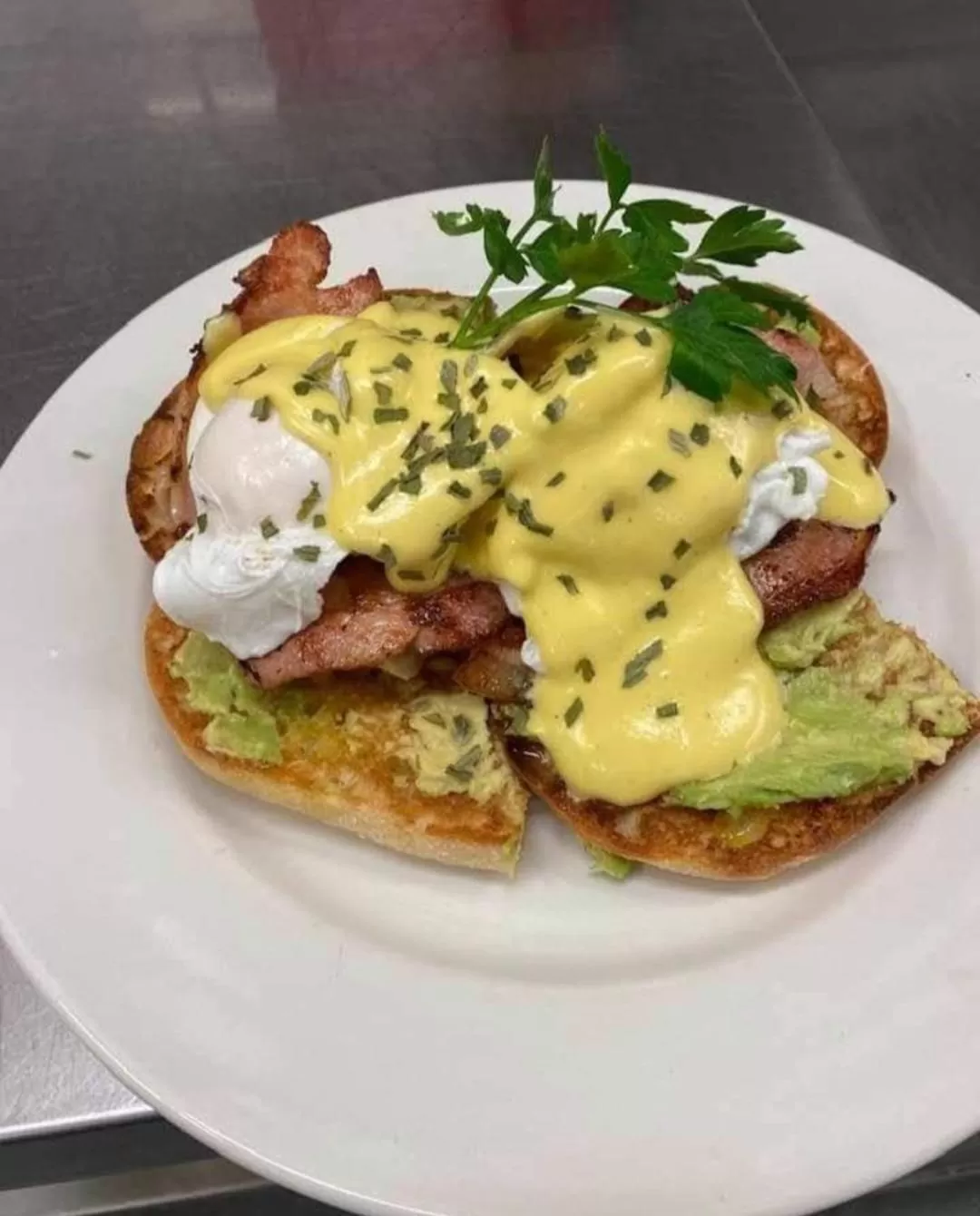 Ten Dollar Town Motel