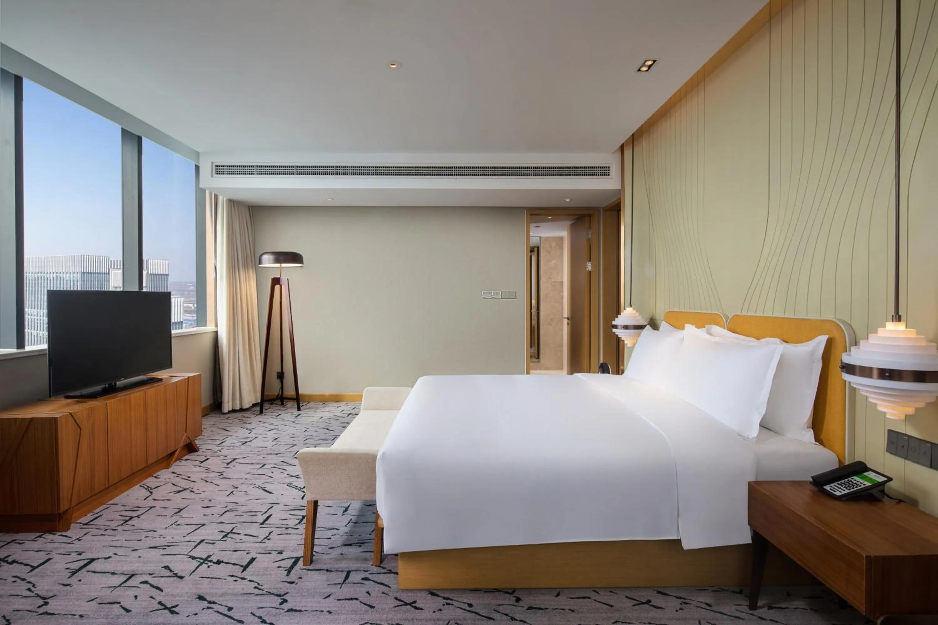 Bedroom, Bed in Holiday Inn Tianjin Xiqing by IHG
