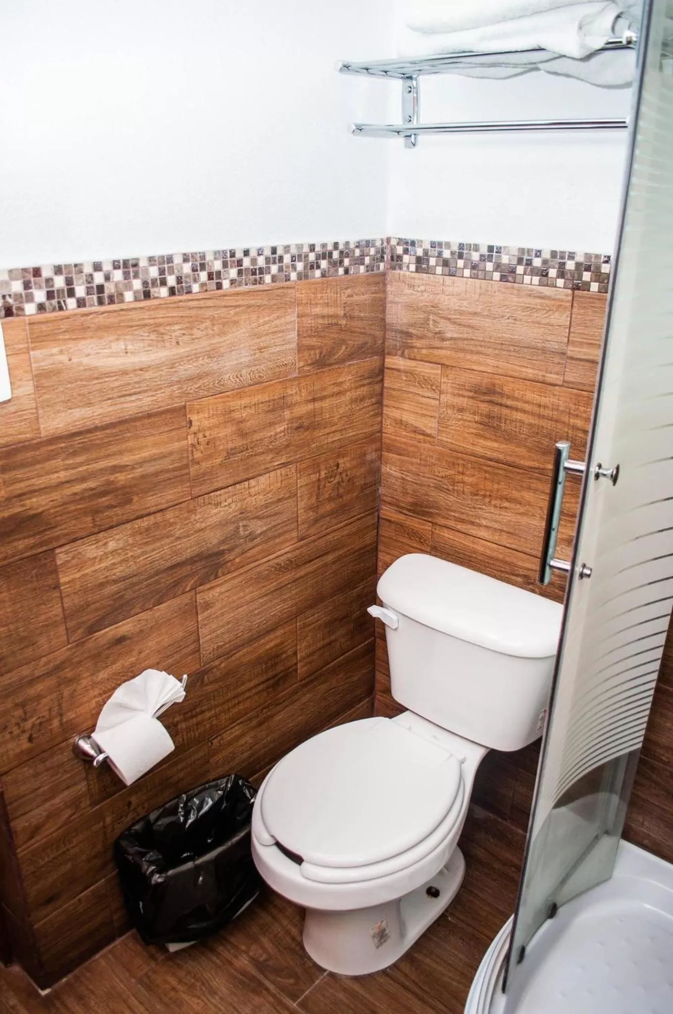 Shower, Bathroom in Mansión del Virrey