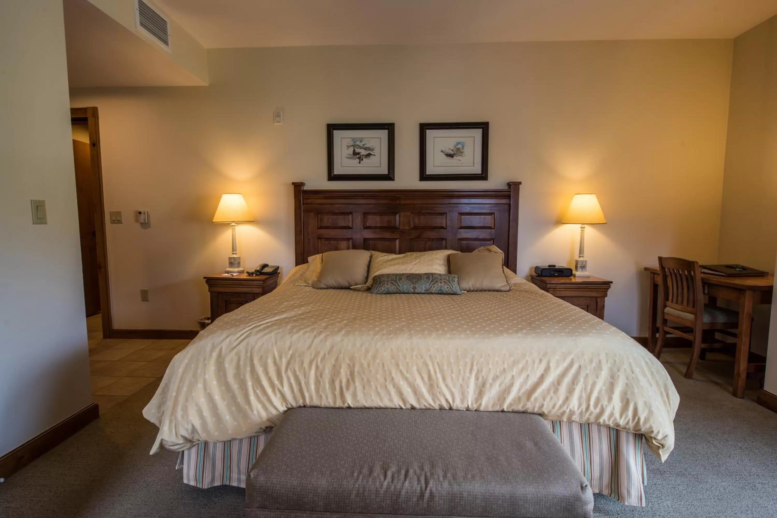 Bed in The Lodge at Mountaineer Square