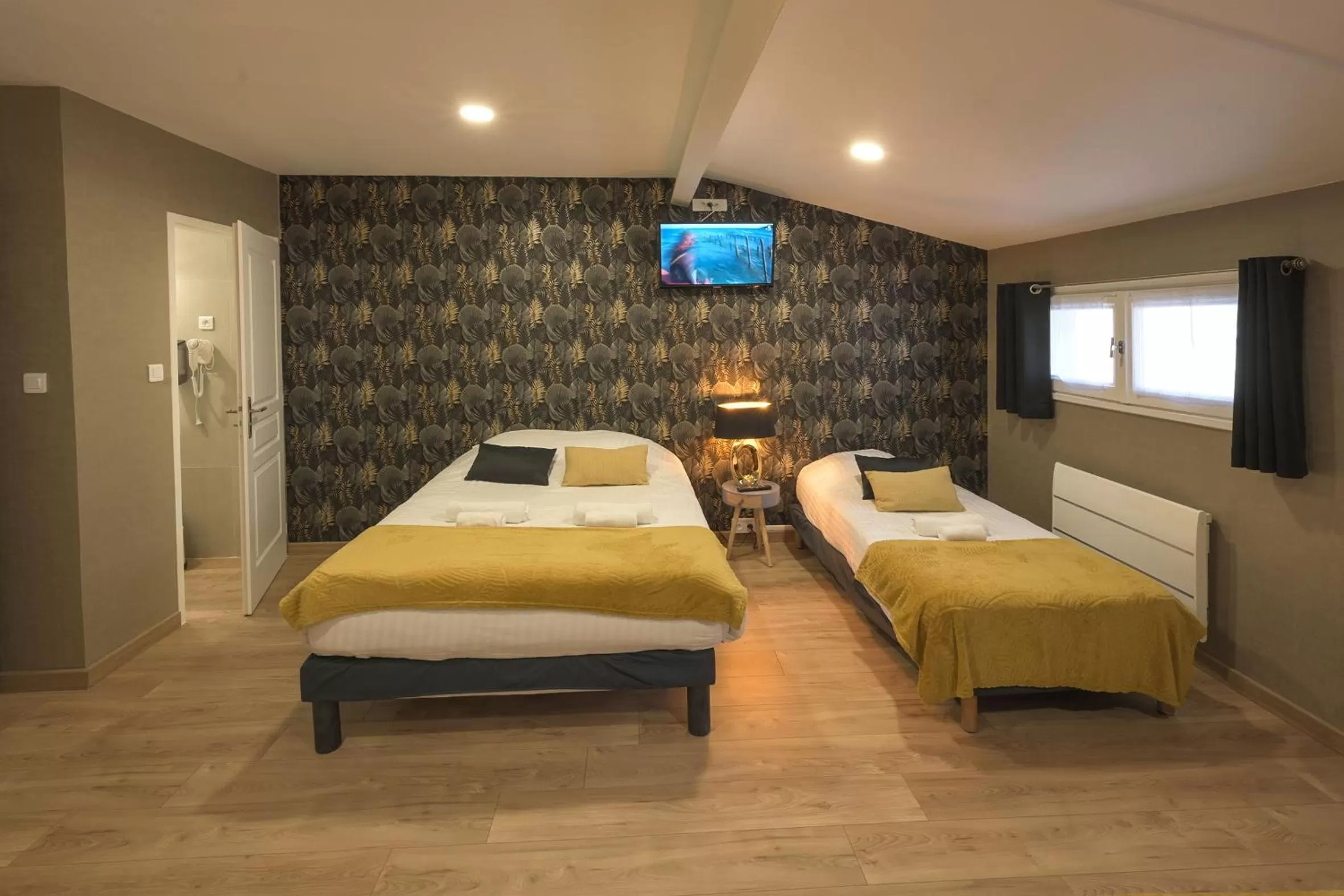 Bed in Hotel De La Croisée