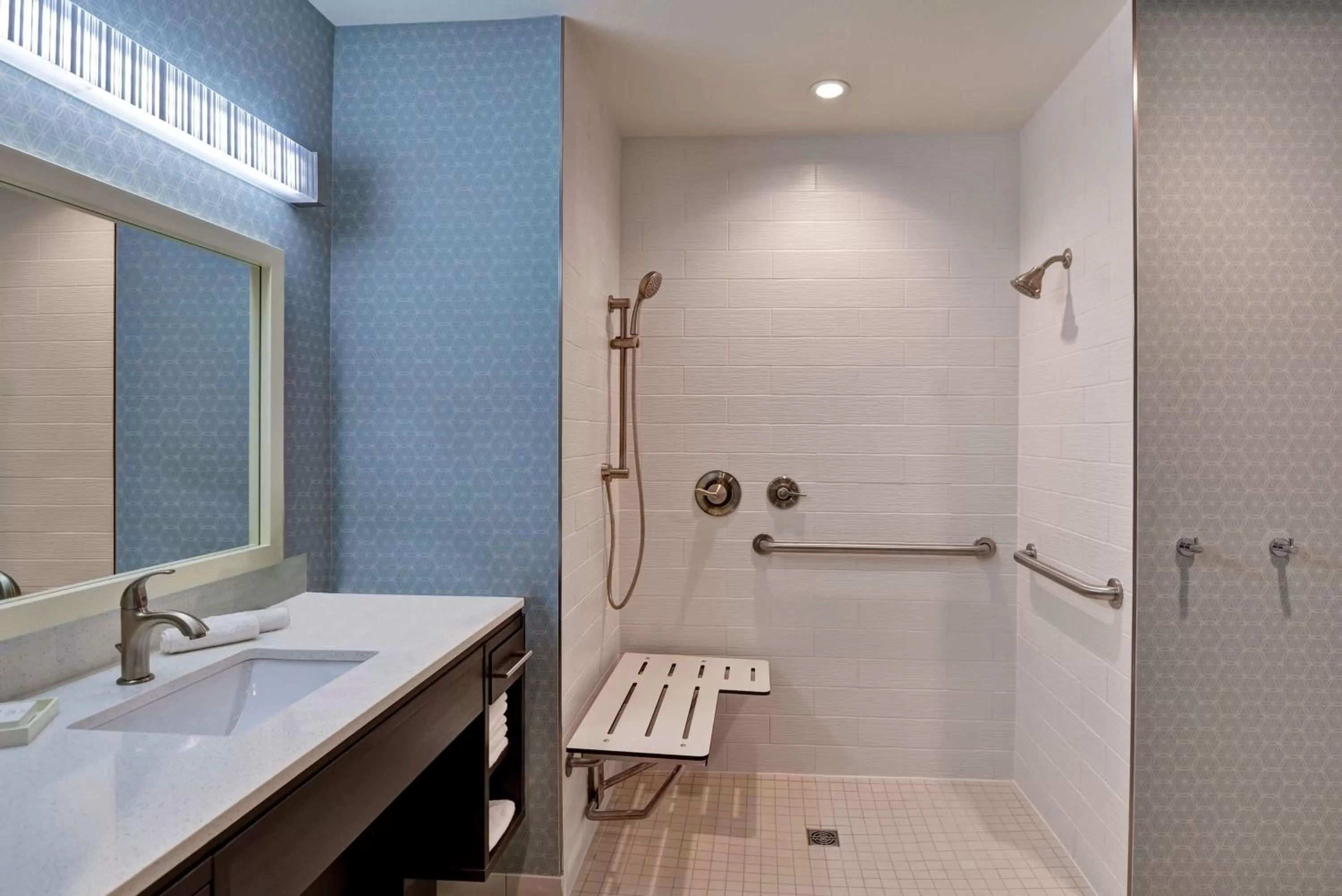 Bathroom, Bed in Home2 Suites By Hilton Las Vegas Strip South