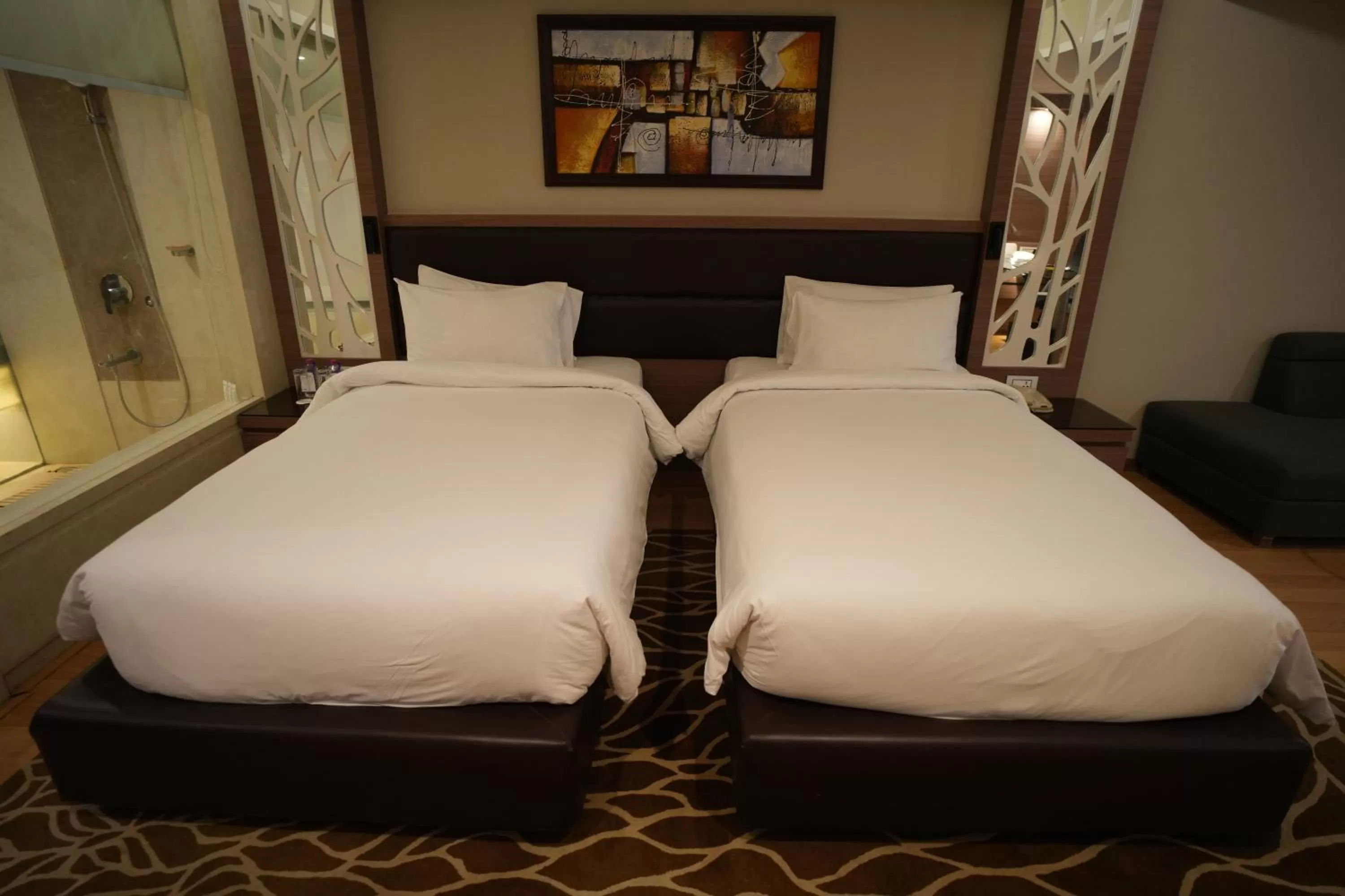 Bedroom, Bed in Radisson Udaipur