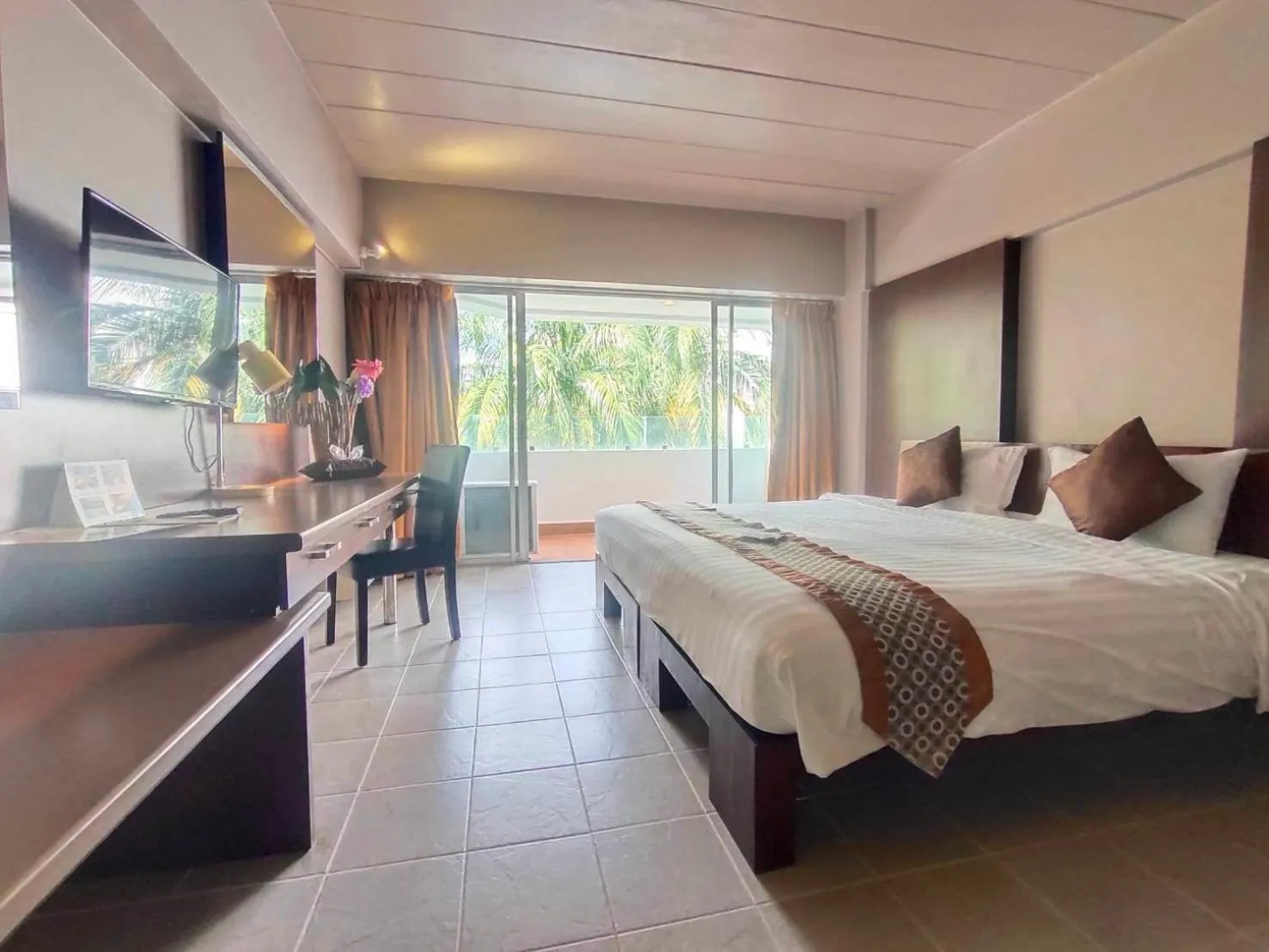 Bedroom in Patong Heritage Hotel Phuket - SHA Extra Plus