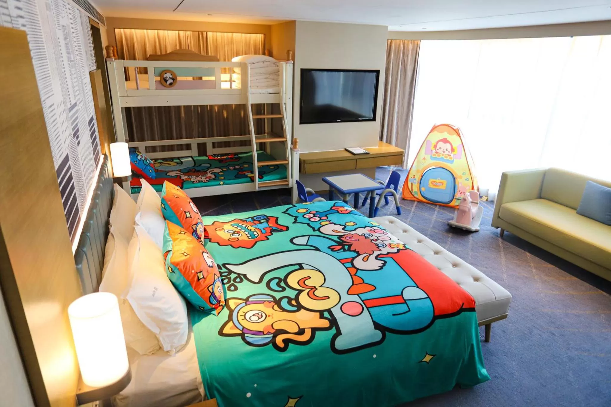 Photo of the whole room in Holiday Inn & Suites Lanzhou Center, an IHG Hotel