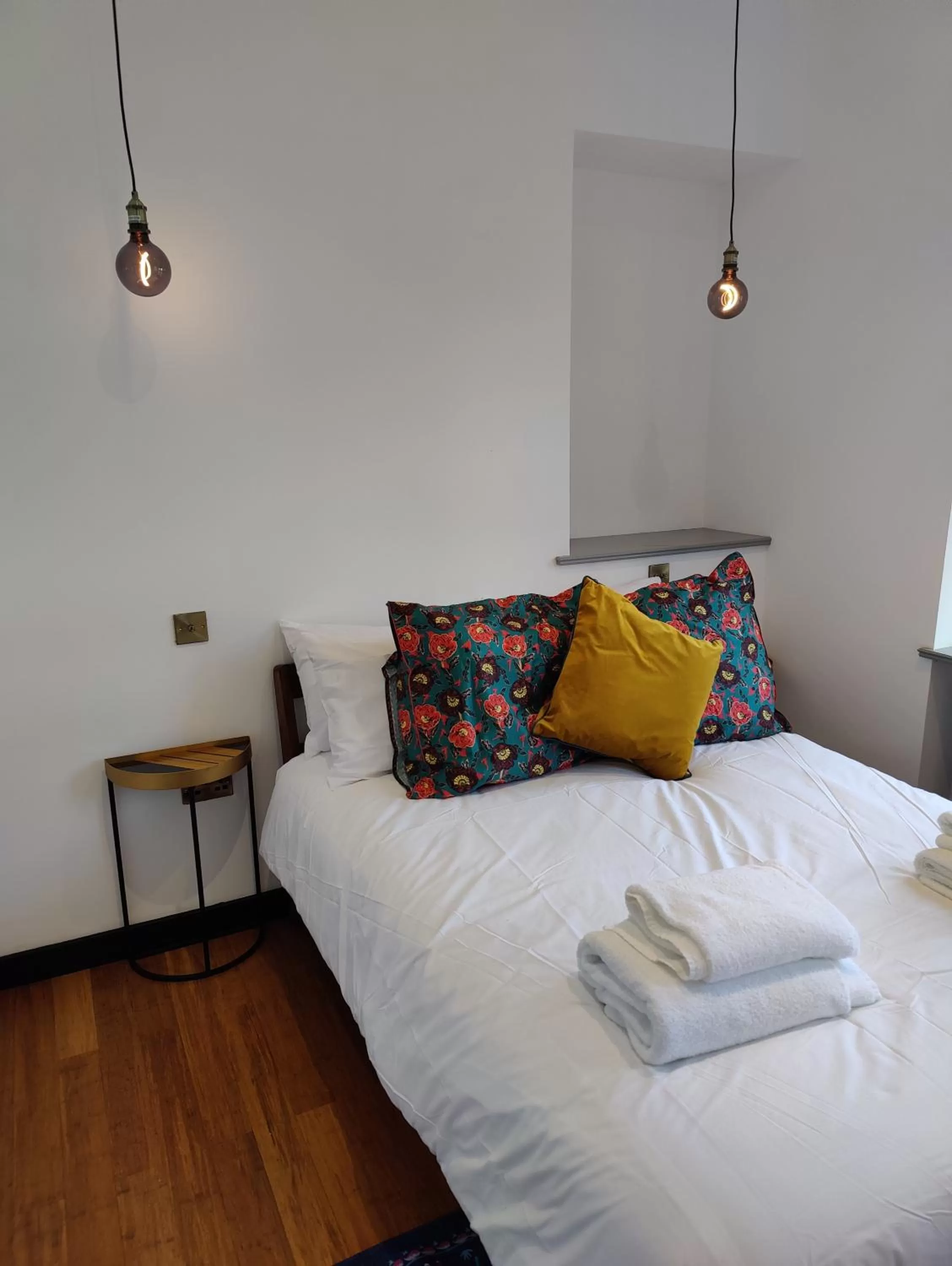 Bed in Slateford House 1770 Luxury Aparthotel by The House of Danu