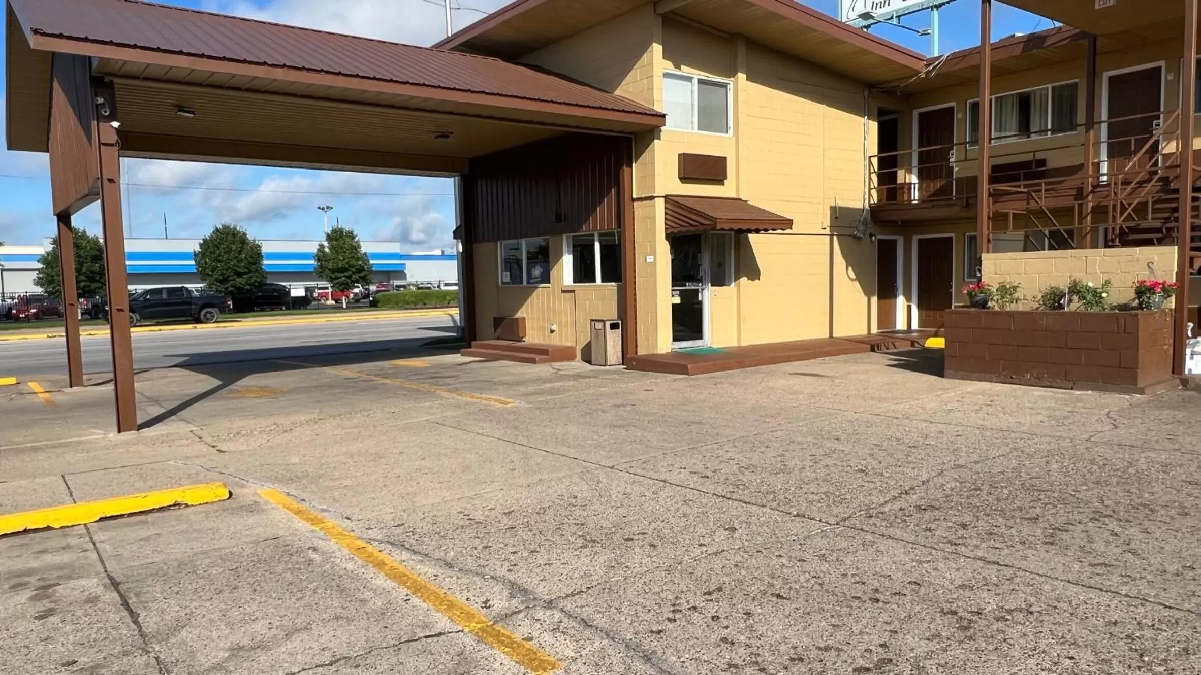 On site in Rodeway Inn Terre Haute near University