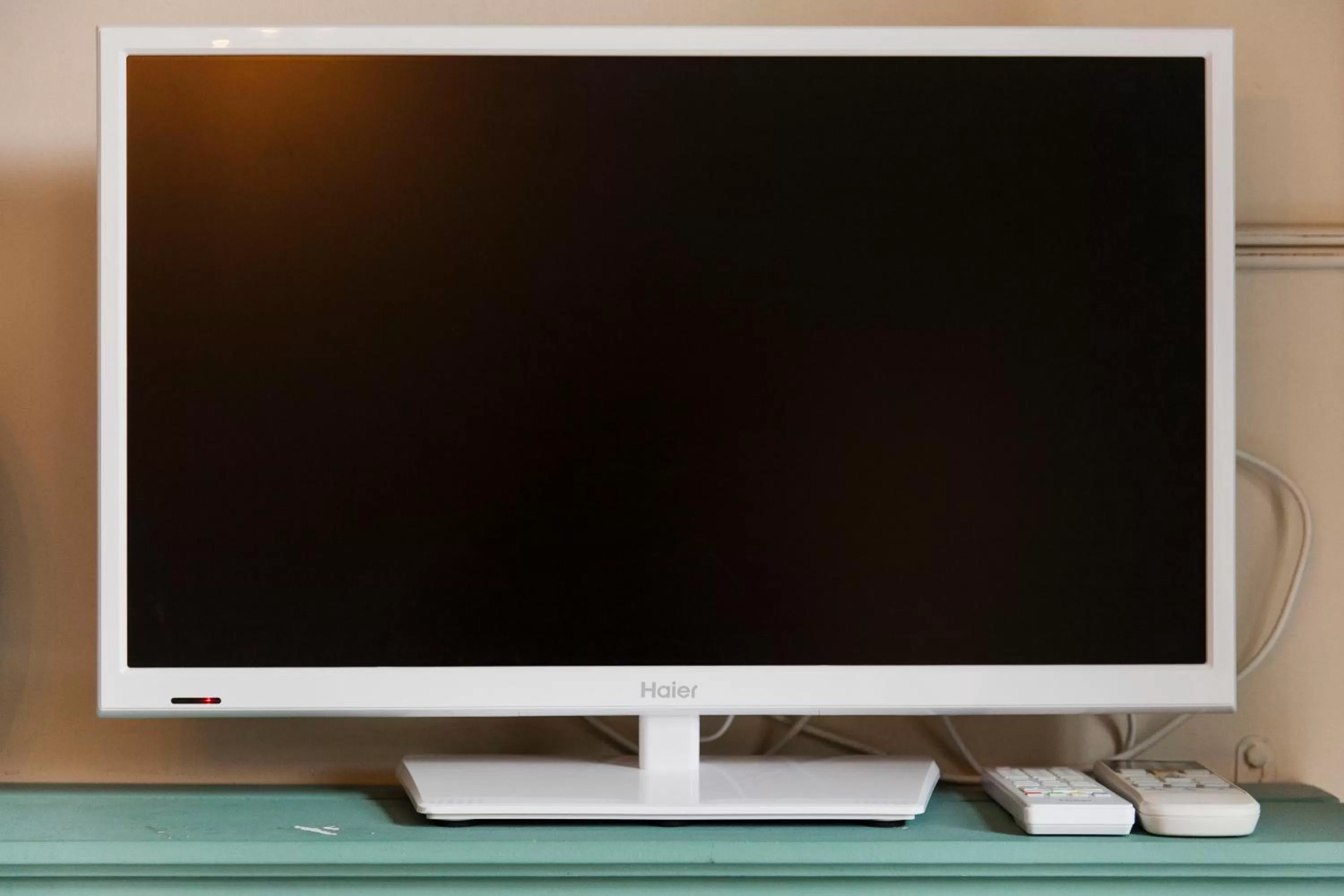 TV and multimedia in Hotel Diamonds and Pearls