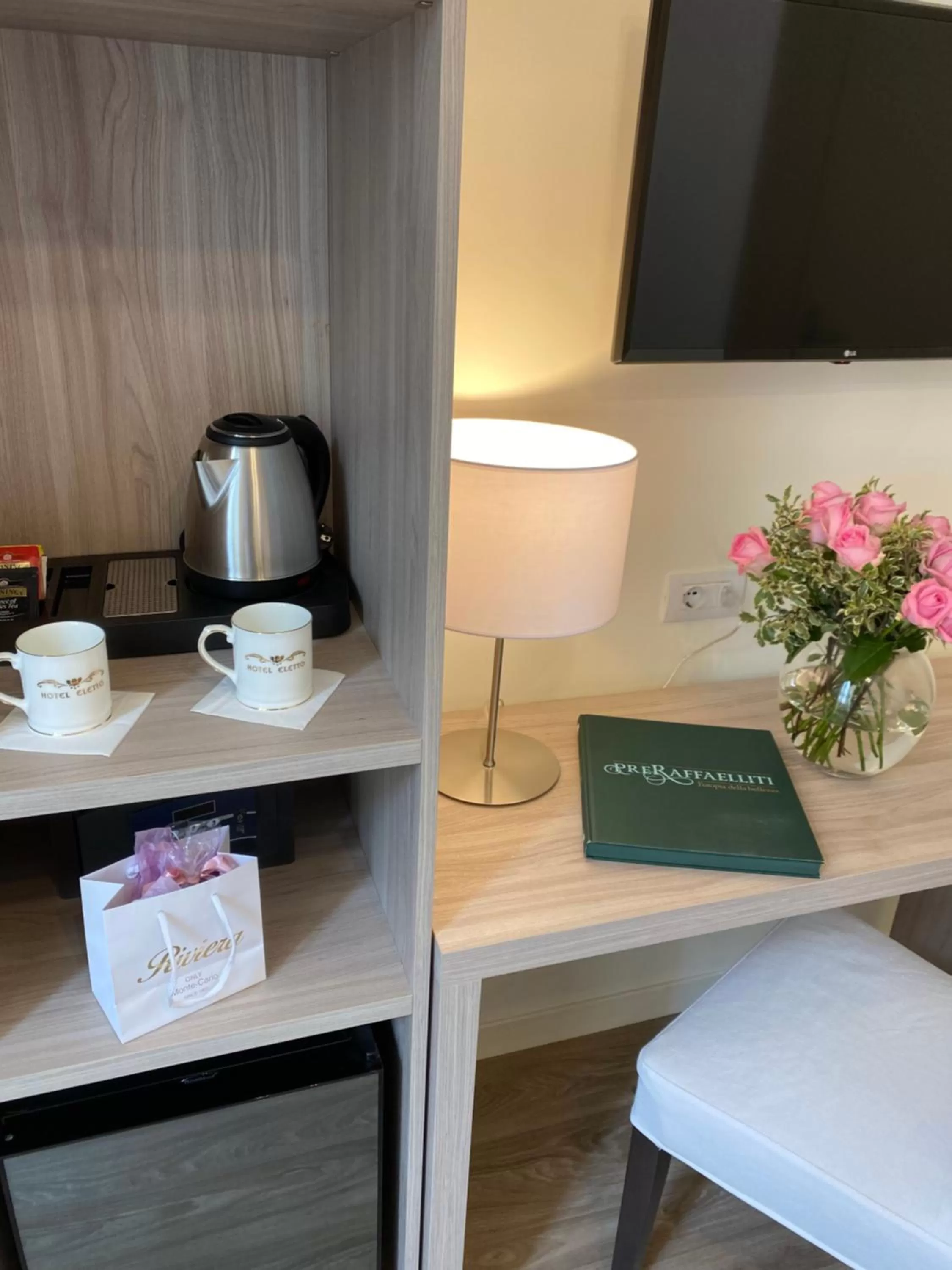 Coffee/tea facilities in Hotel Eletto