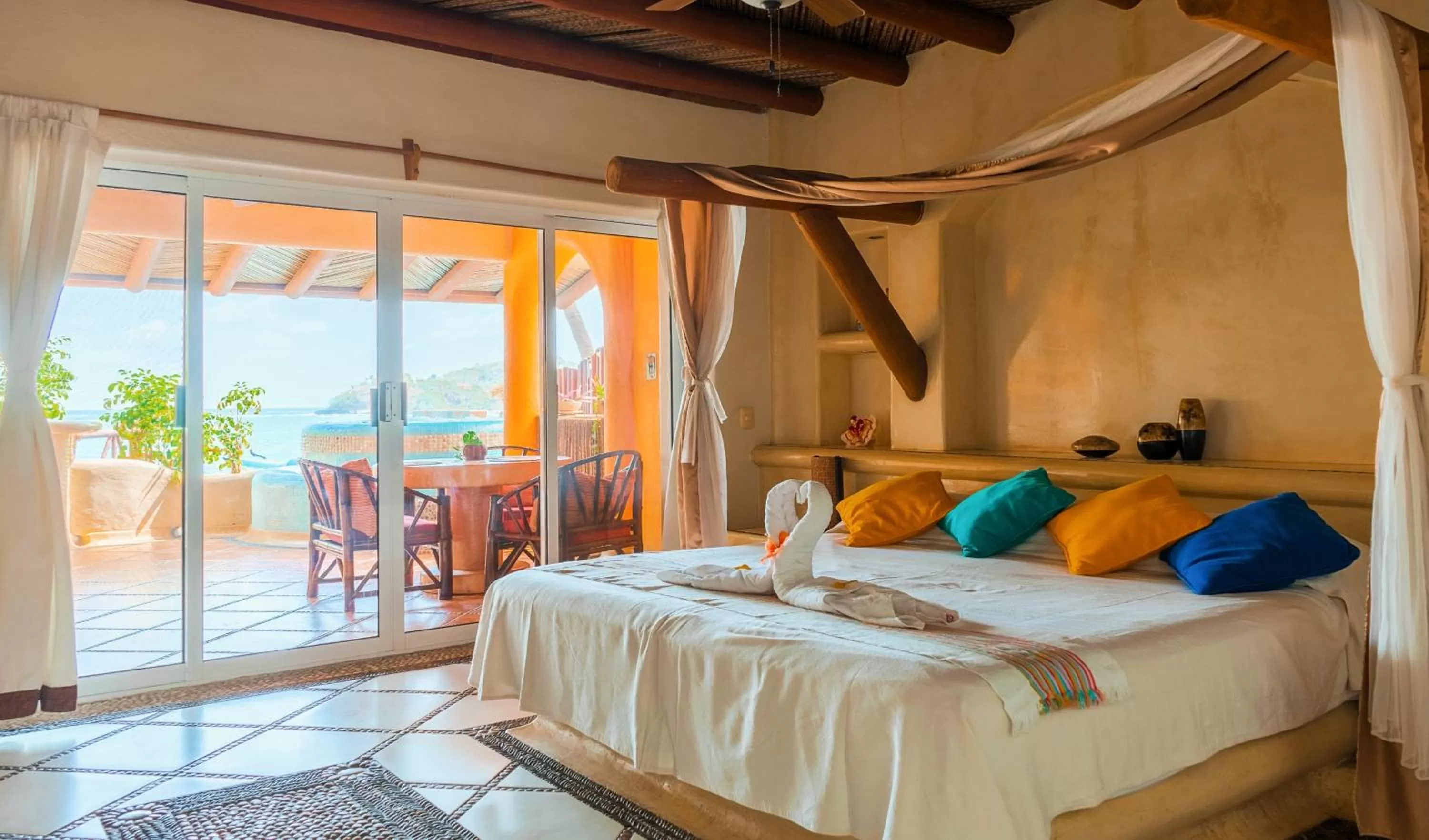 Photo of the whole room, Bed in Arena Suites