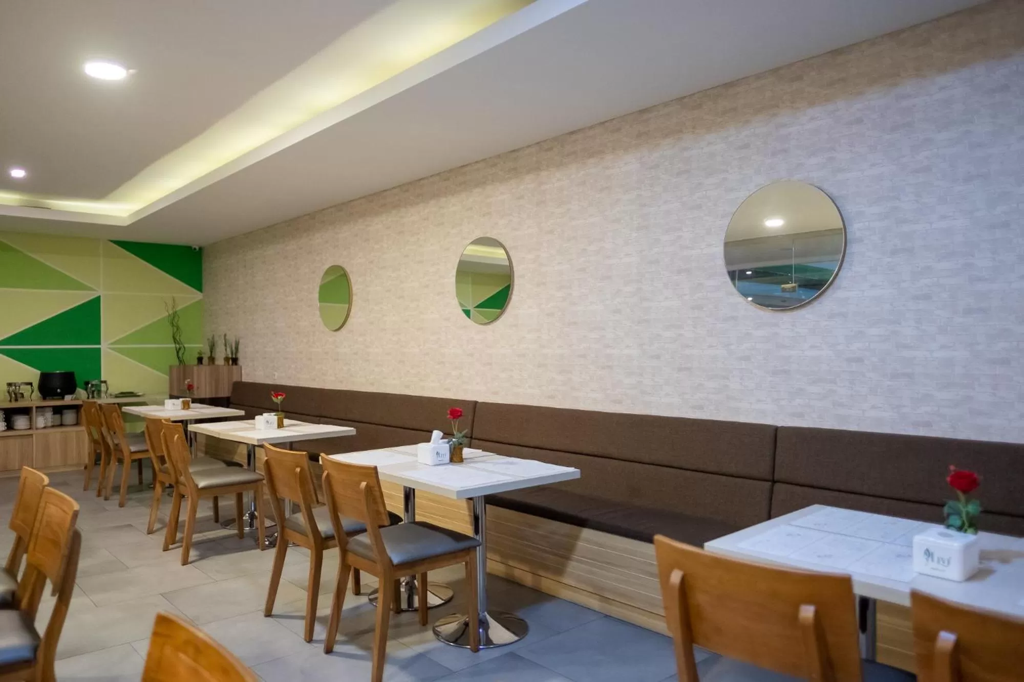 Restaurant/places to eat in Three Eight Front One Boutique Batu Malang