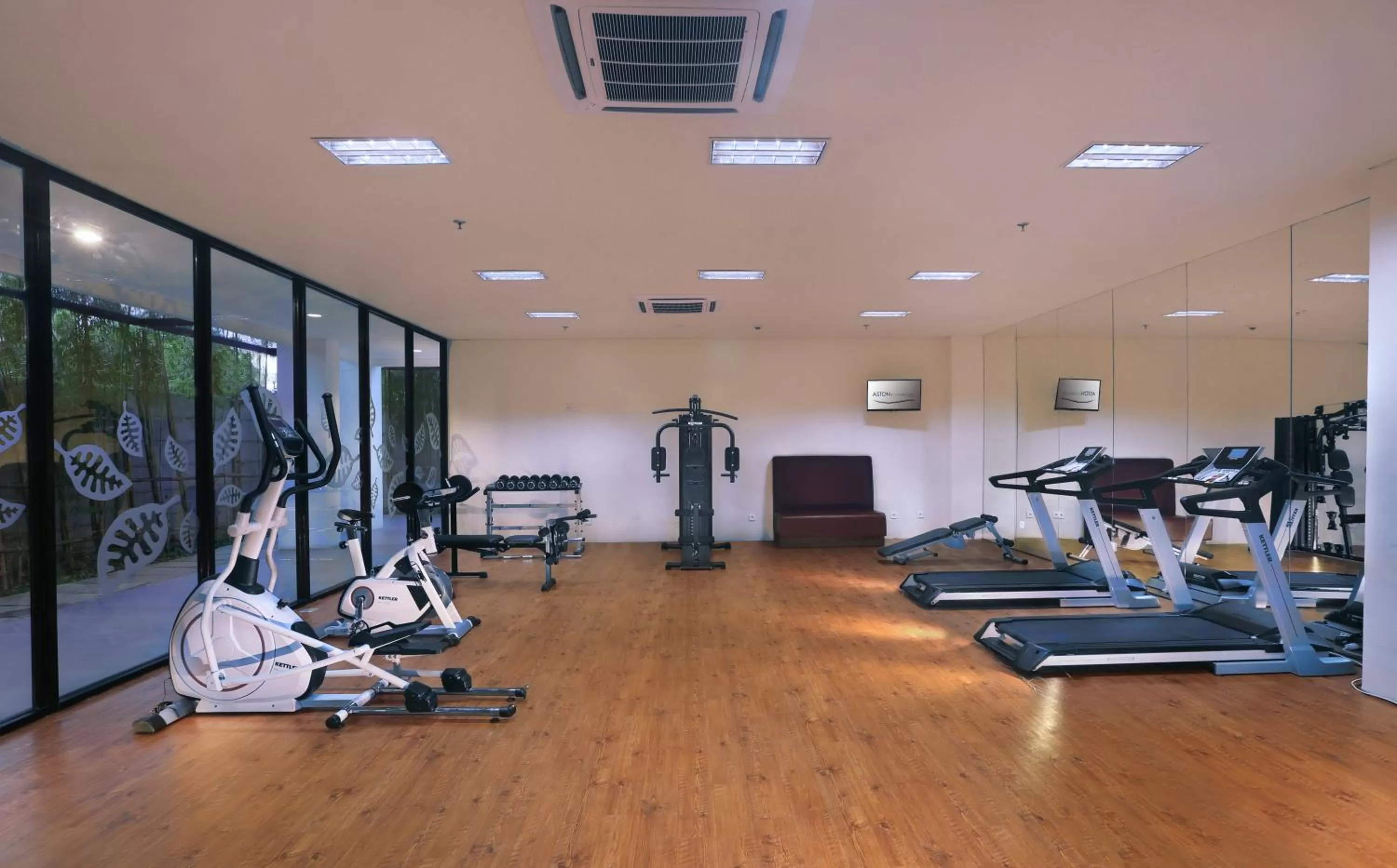Fitness centre/facilities in Aston Bojonegoro City Hotel