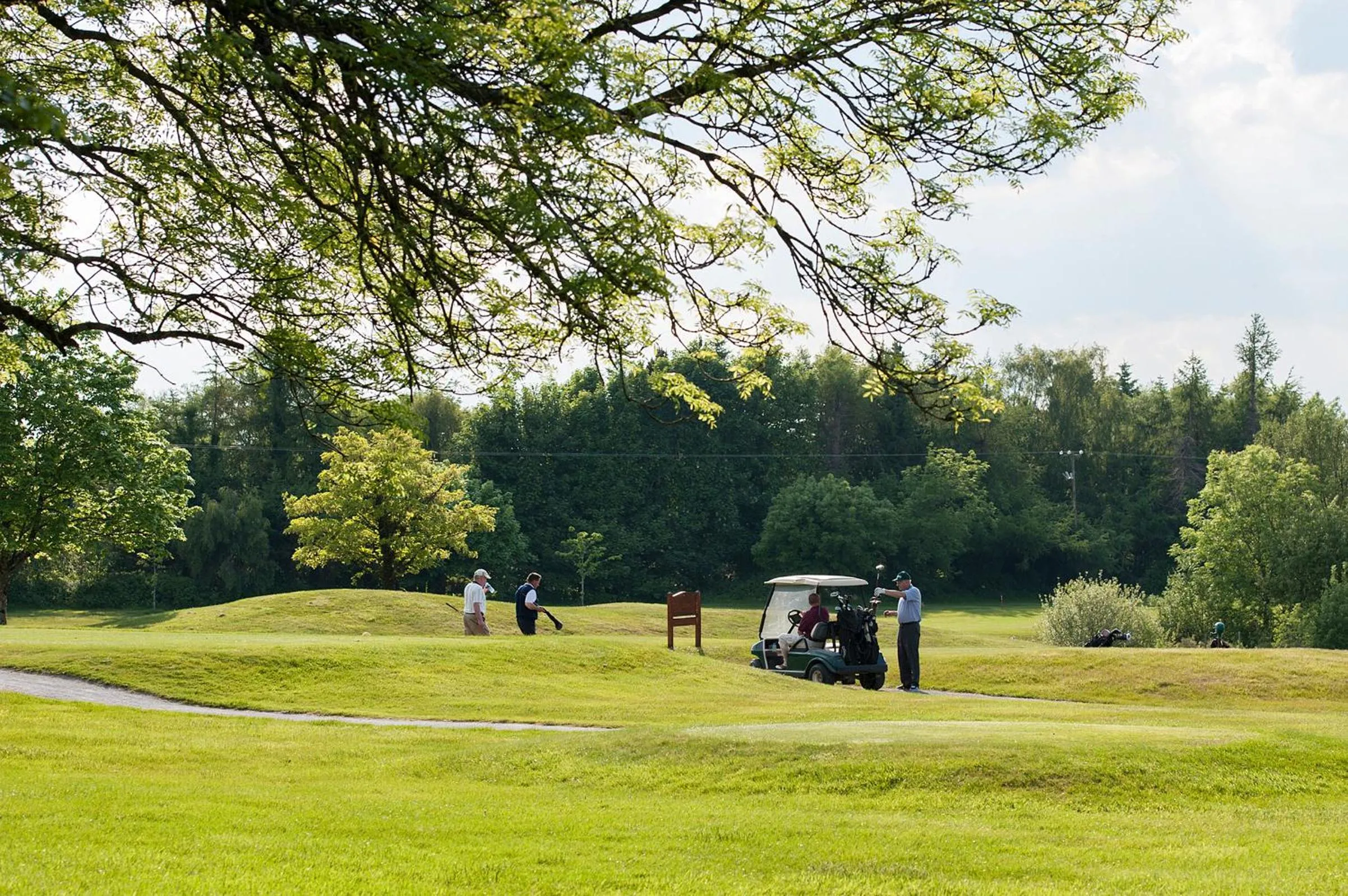 Golfcourse in The Waterfront House Country Home