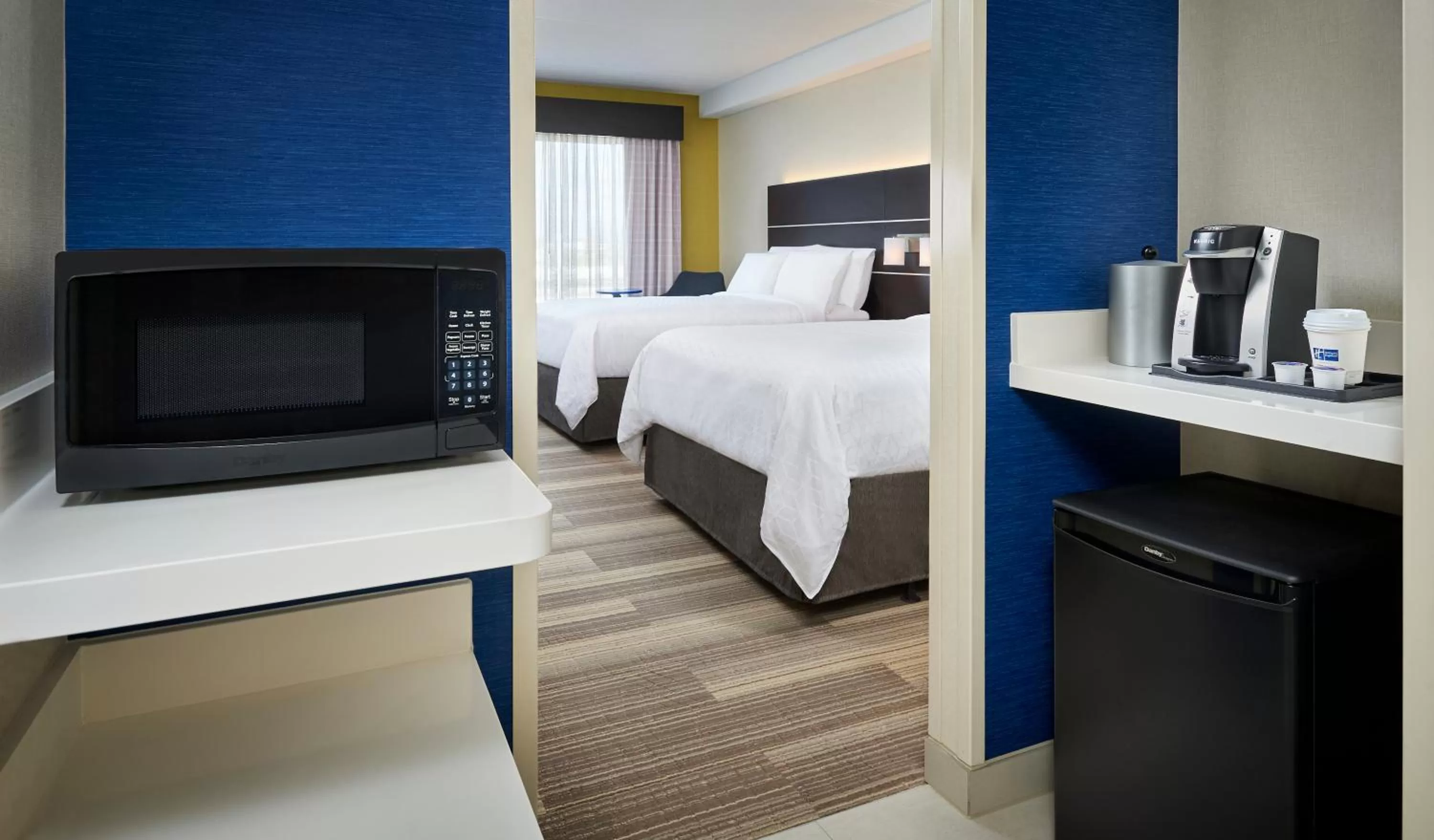 Photo of the whole room, Bed in Holiday Inn Express & Suites Windsor East - Lakeshore by IHG