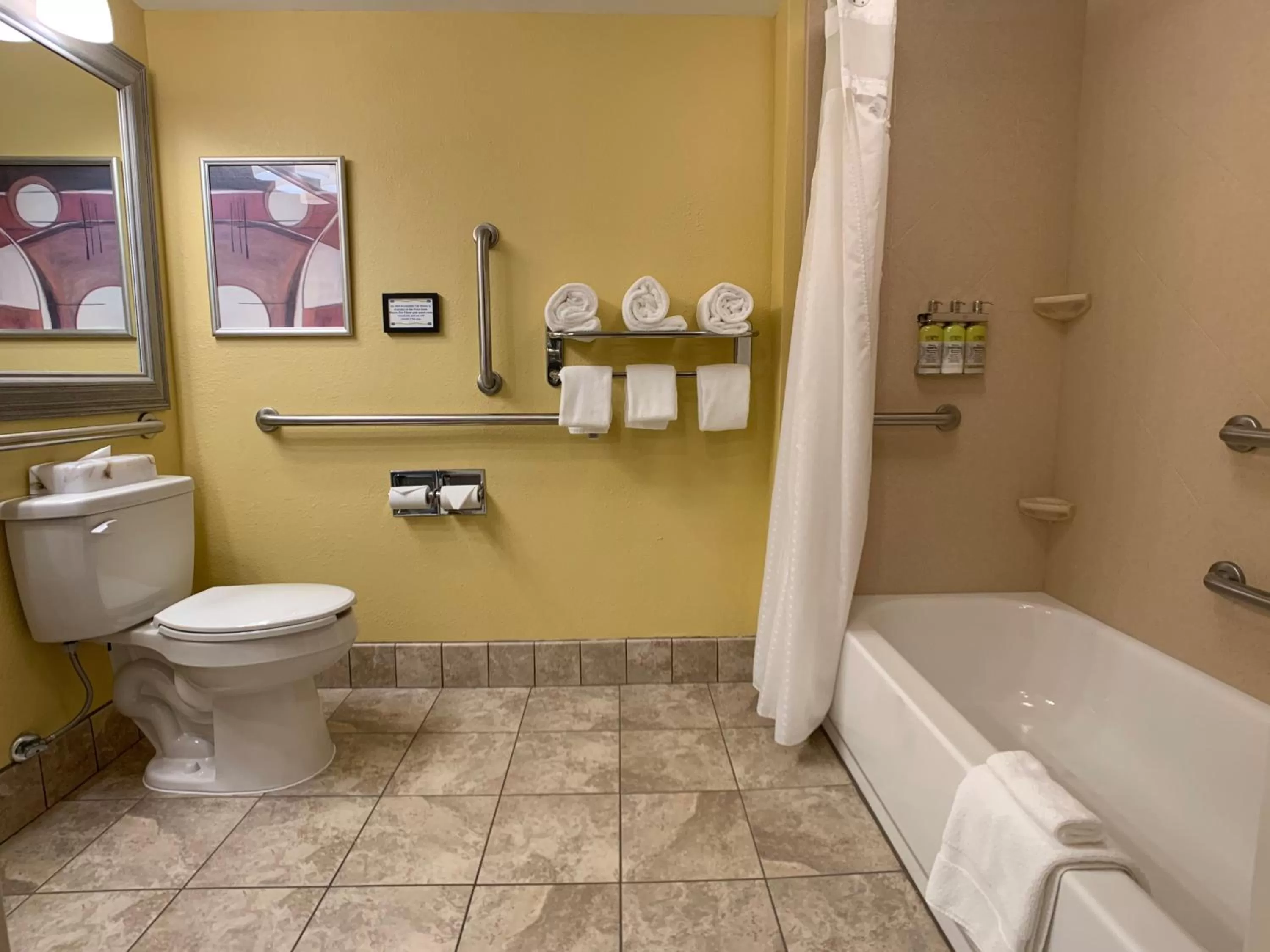 Photo of the whole room in Holiday Inn Express Hotel & Suites Charleston - Northwoods by IHG