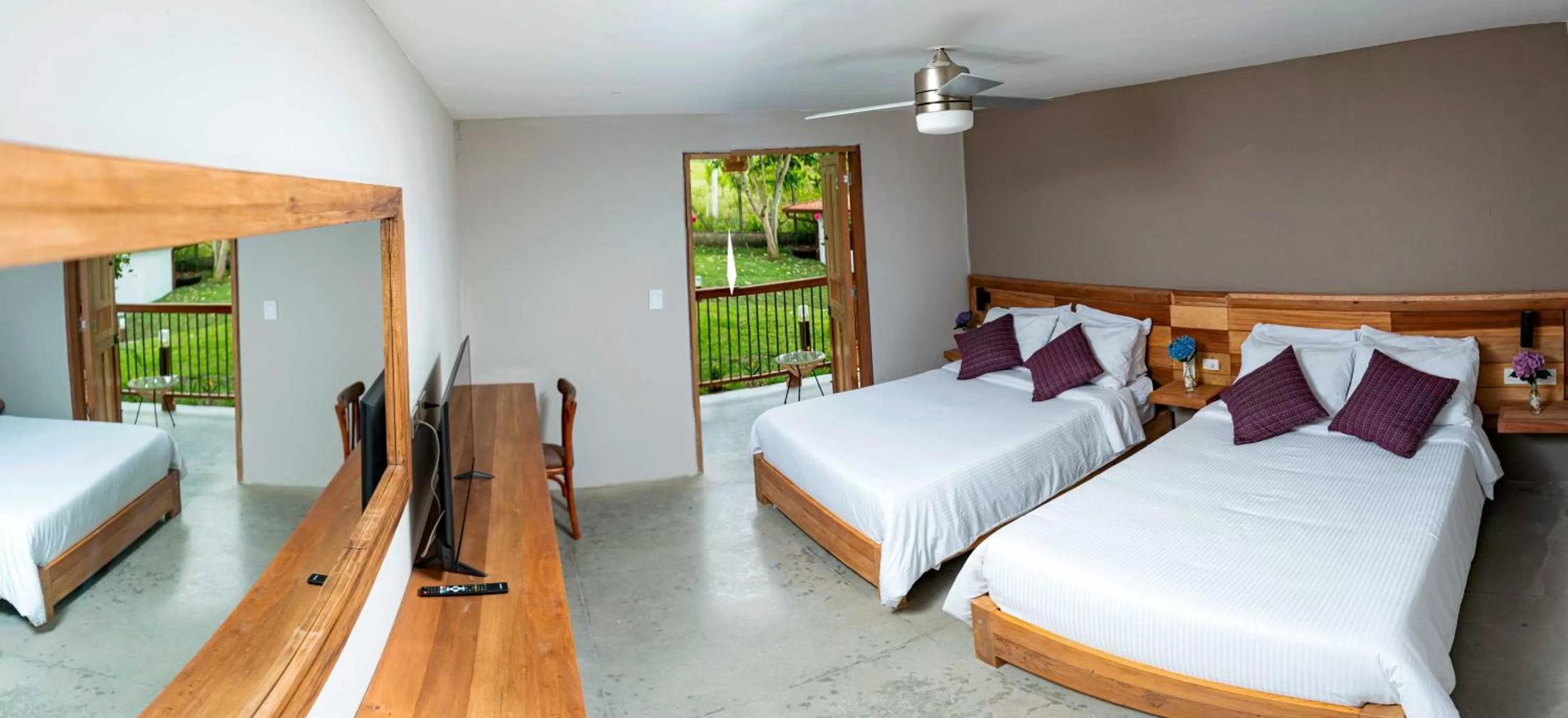 Comfort Quadruple Room in Finca del Café - Casa Typica