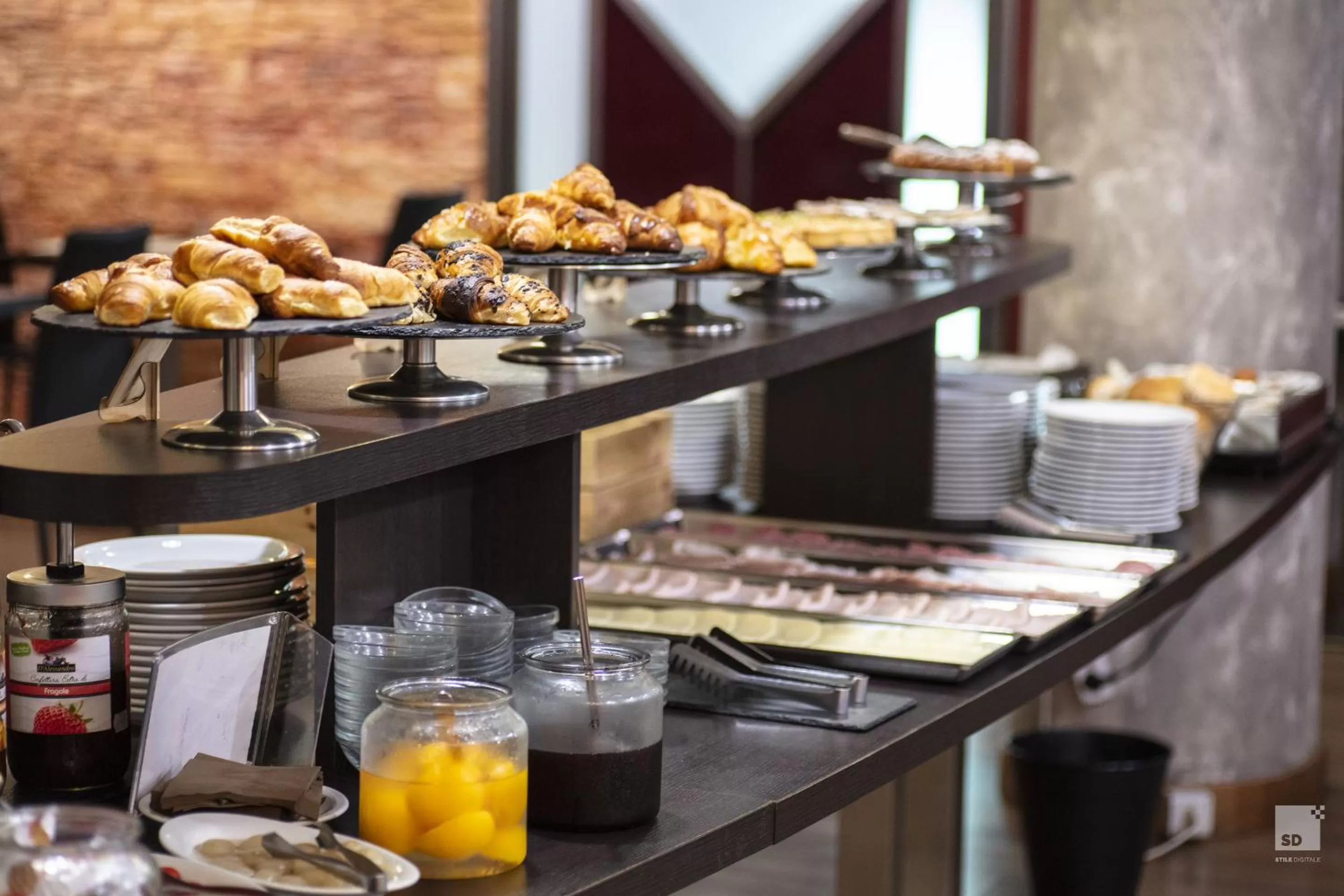 Food and drinks in Hotel Diplomatic