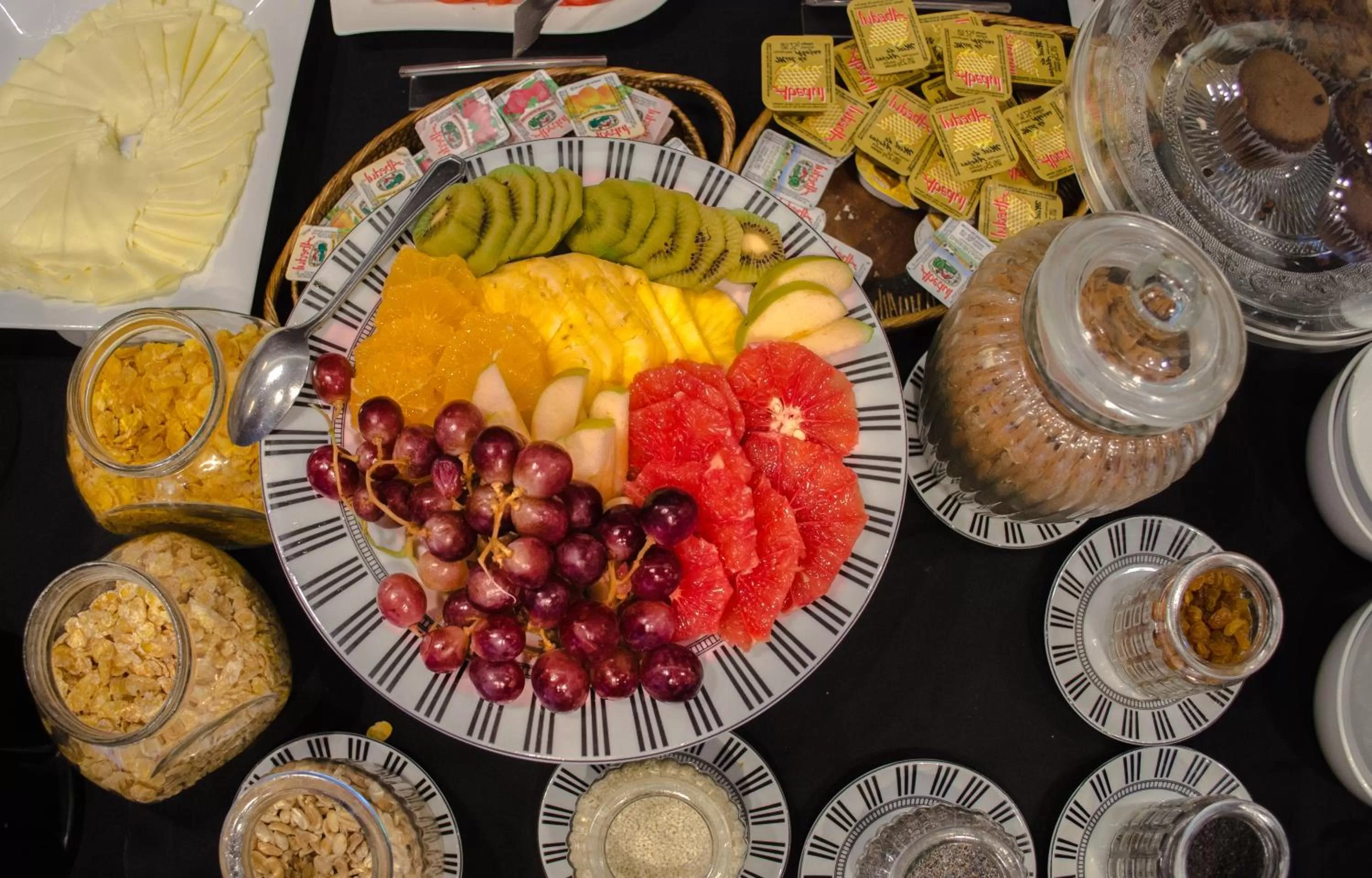 Buffet breakfast in Tango de Mayo Hotel