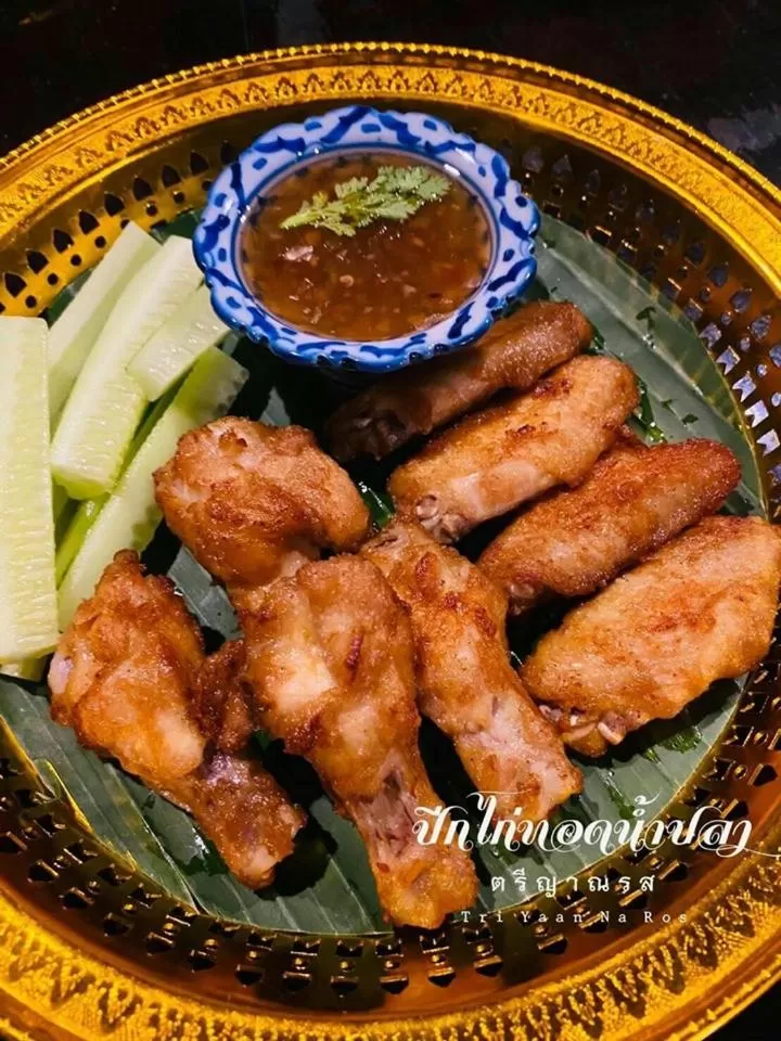 Tri Yaan Na Ros Colonial House