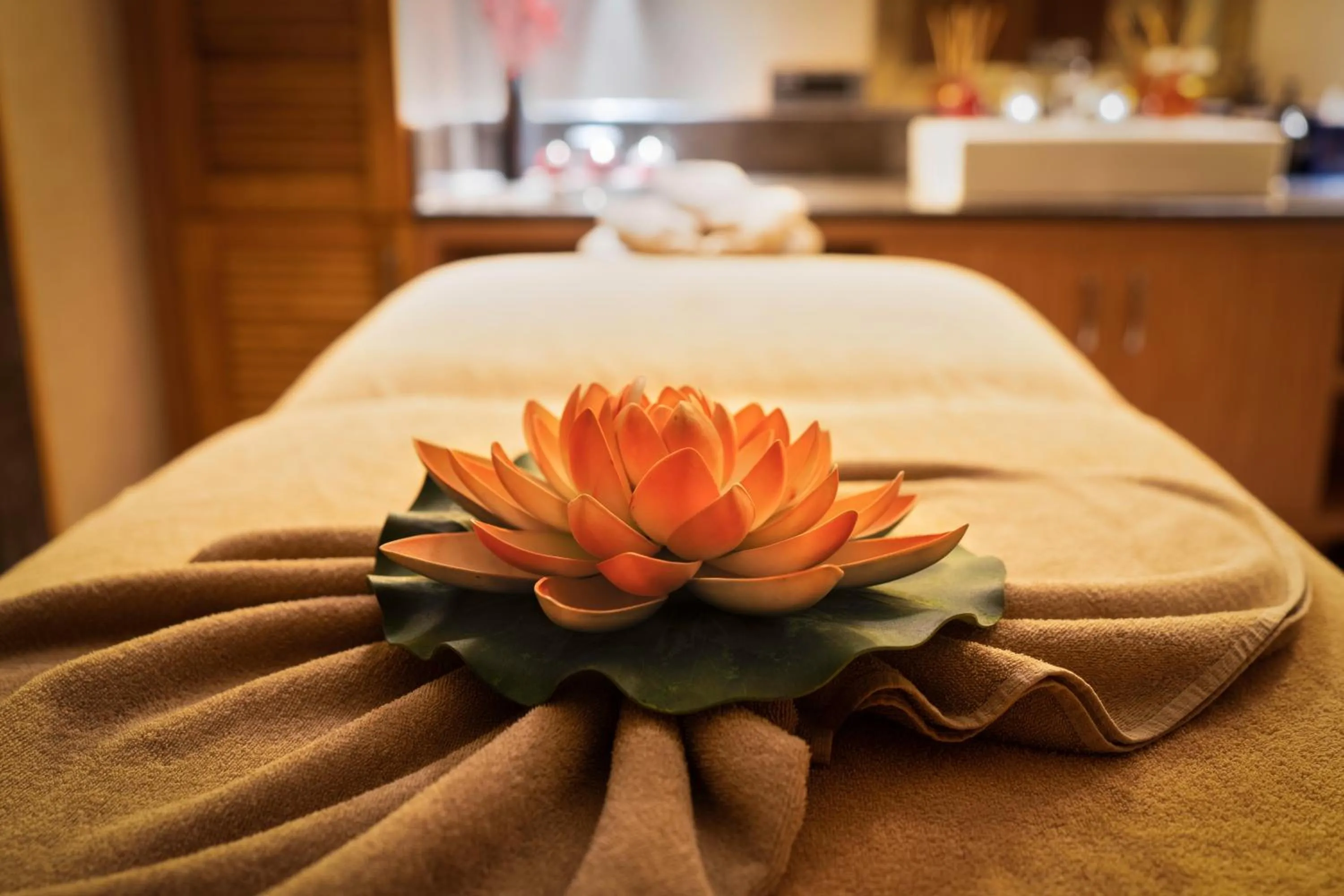 Spa and wellness centre/facilities, Bed in DoubleTree by Hilton Hotel Istanbul - Tuzla