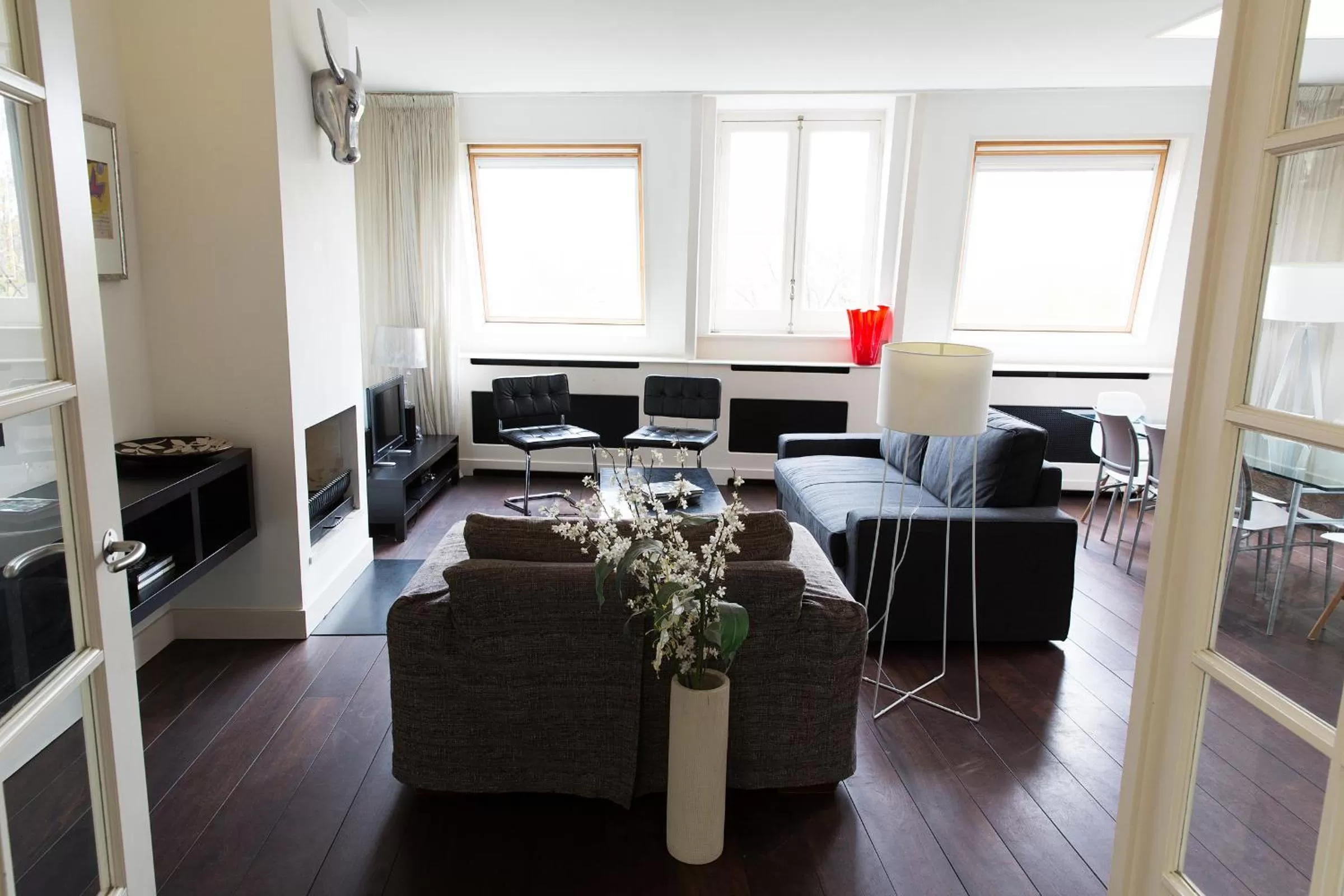 Day, Seating Area in Marnix Top: 8P near Leidsche