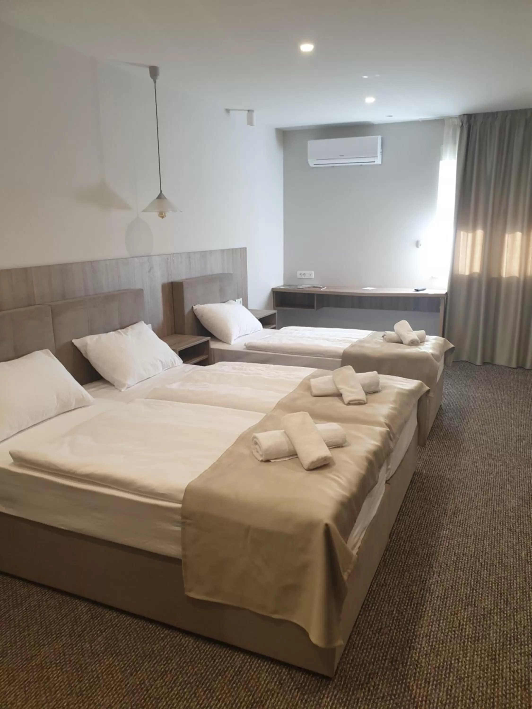 Photo of the whole room, Bed in Hotel Storia