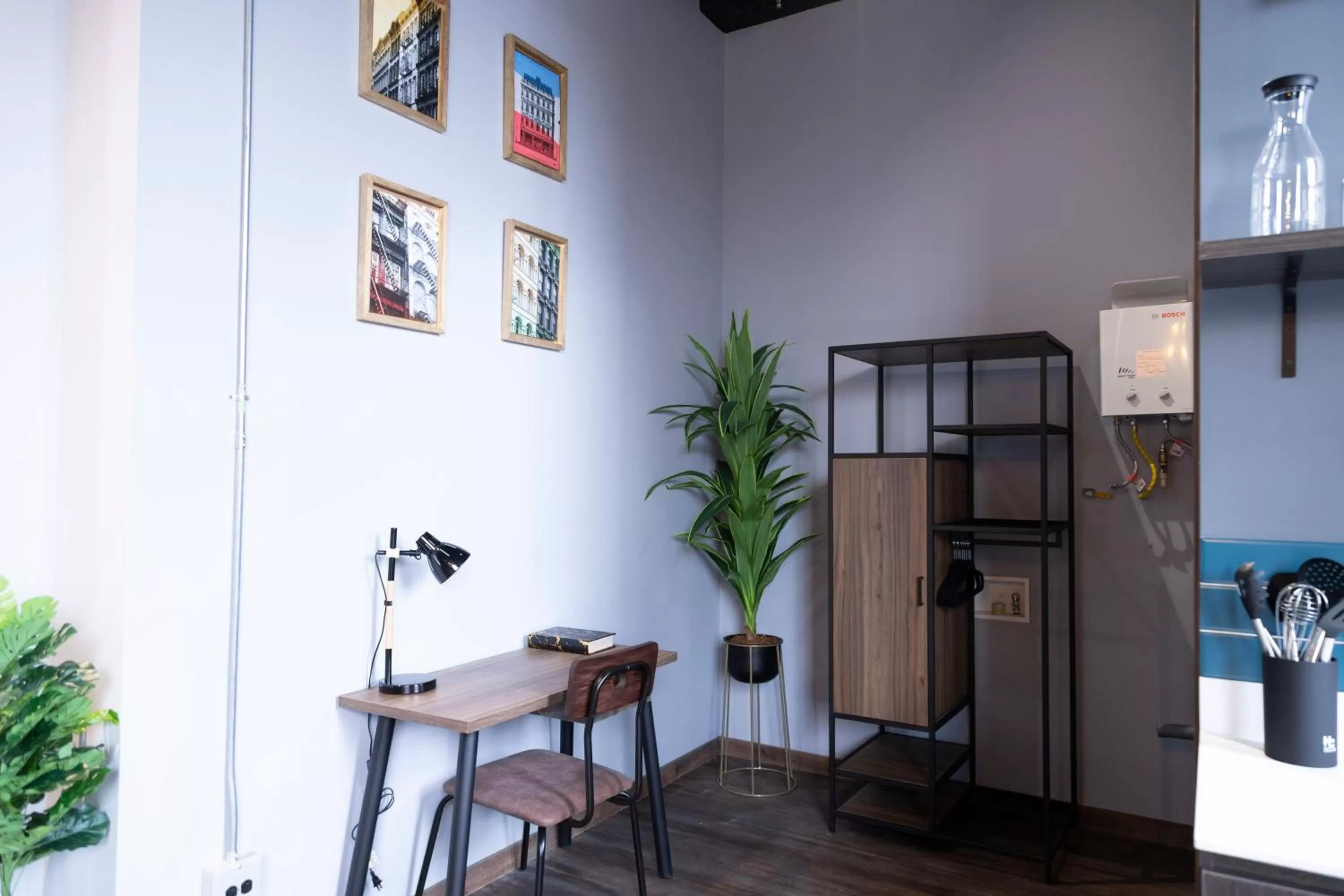 hair dresser in Royal Living Poblado