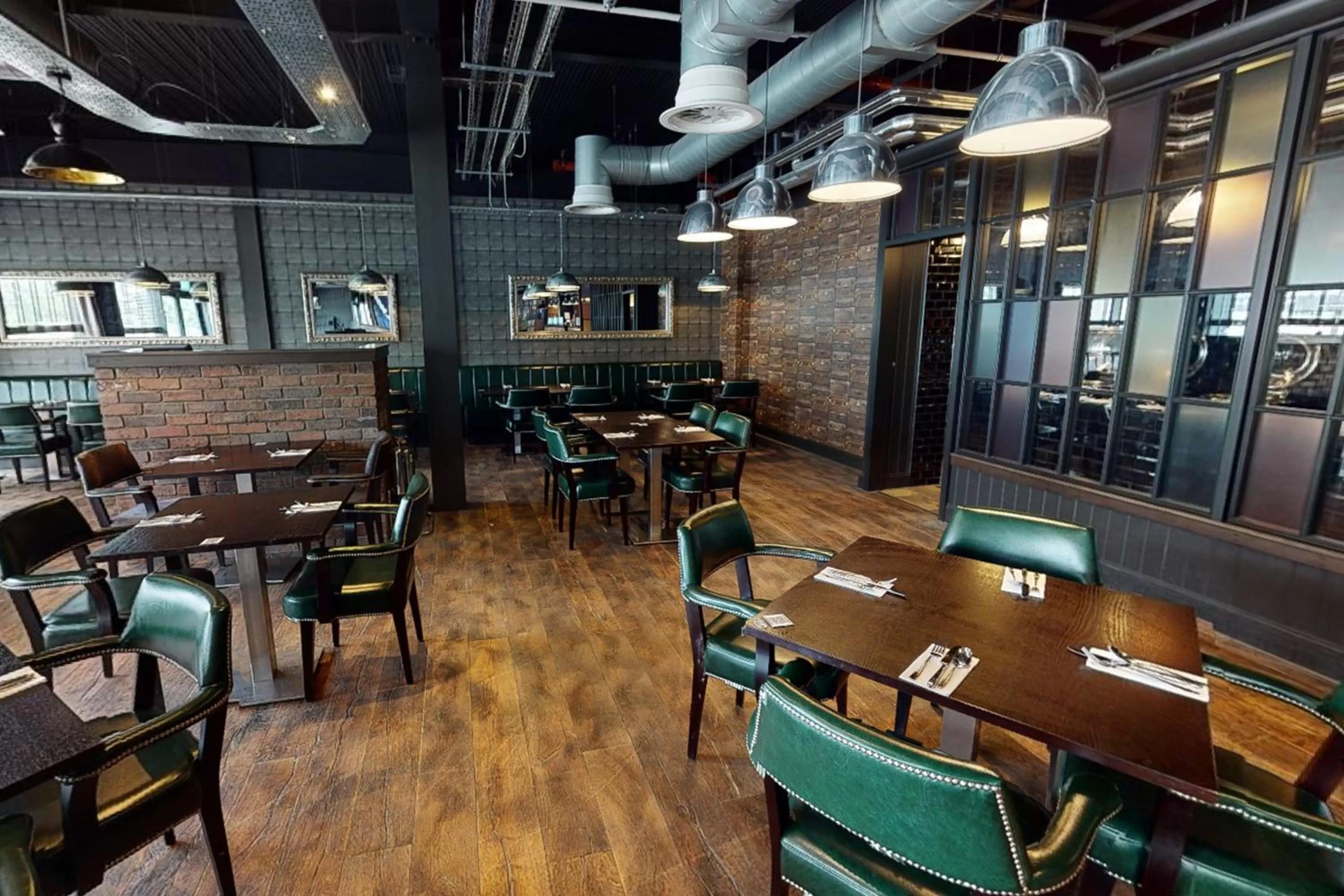 Restaurant/places to eat in Village Hotel Edinburgh