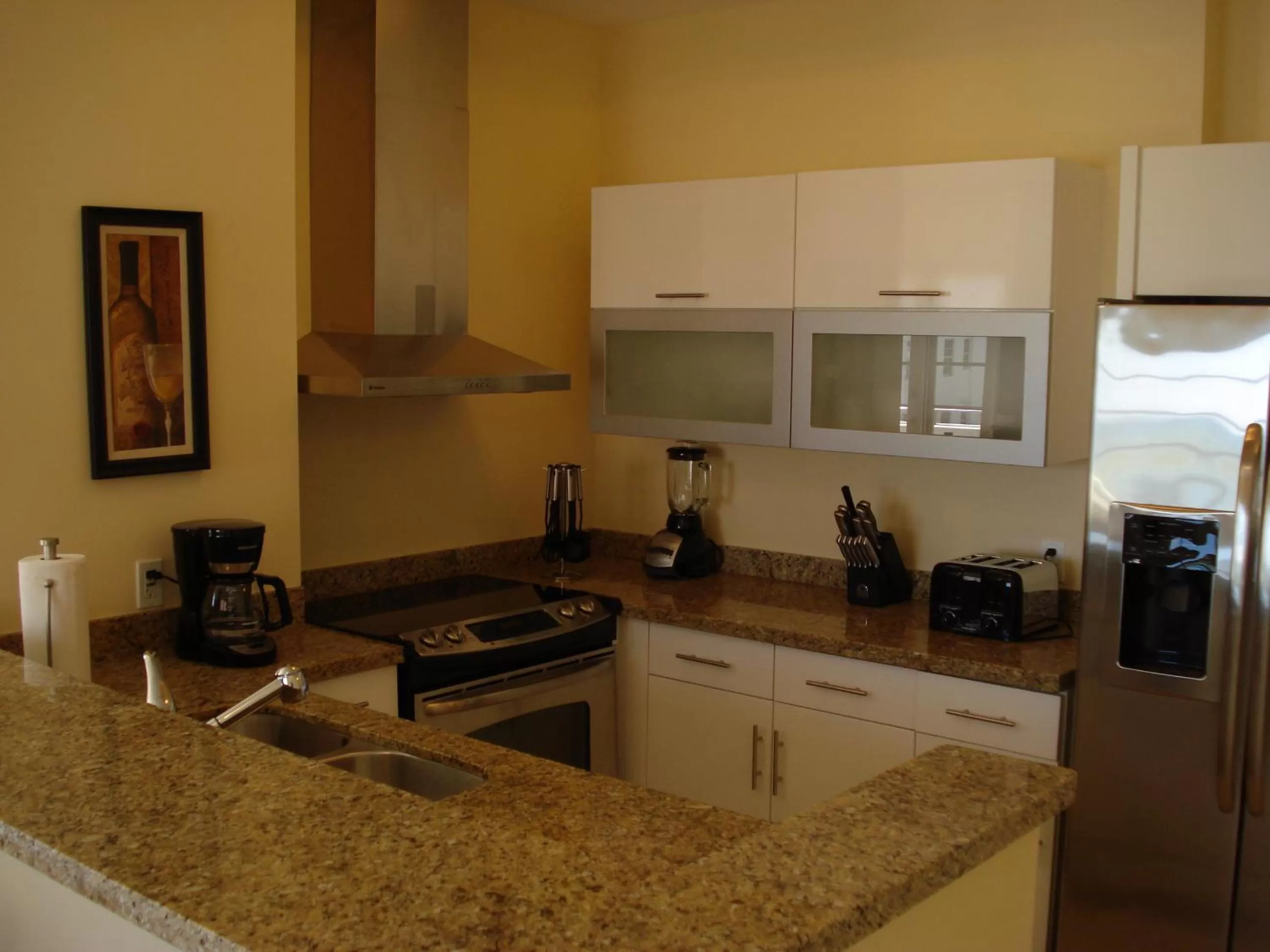 Kitchen or kitchenette, Kitchen/Kitchenette in Westover Arms Hotel