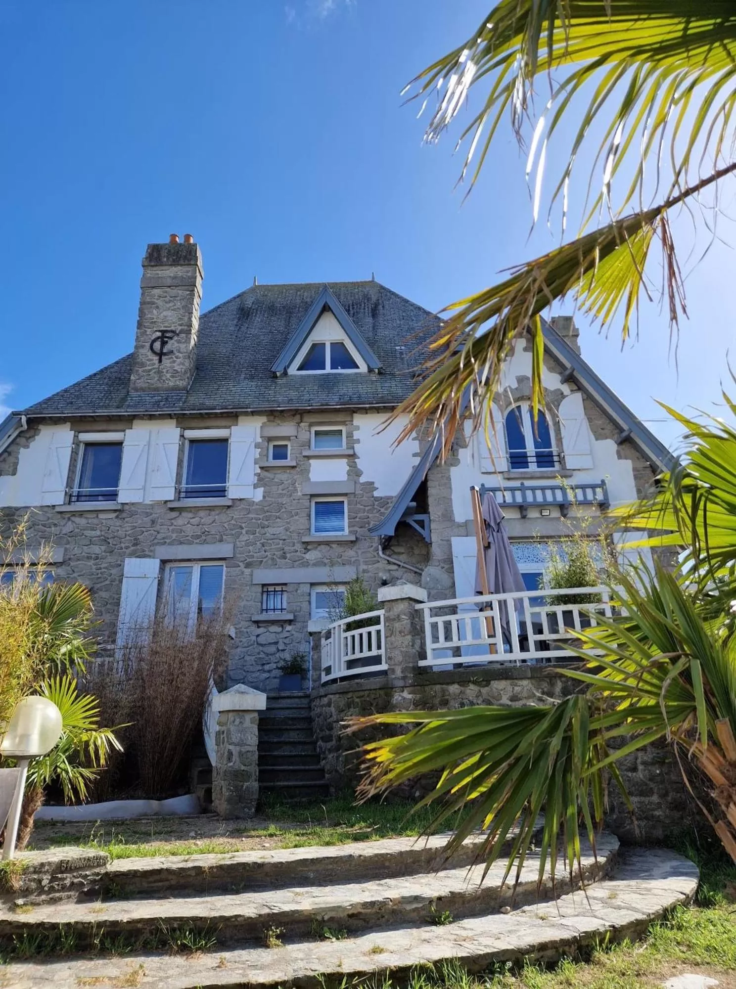 Property Building in Villa Fresquet