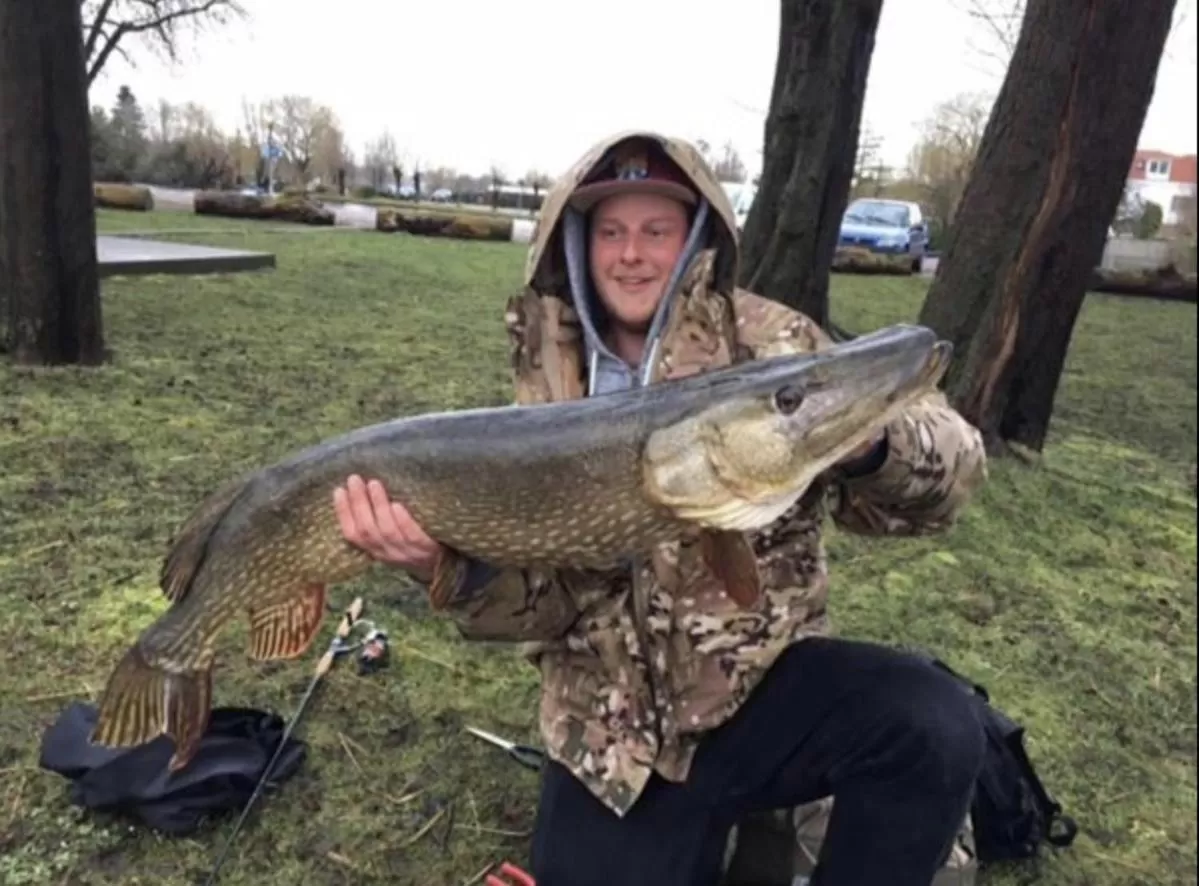 Fishing in Oostzomerland