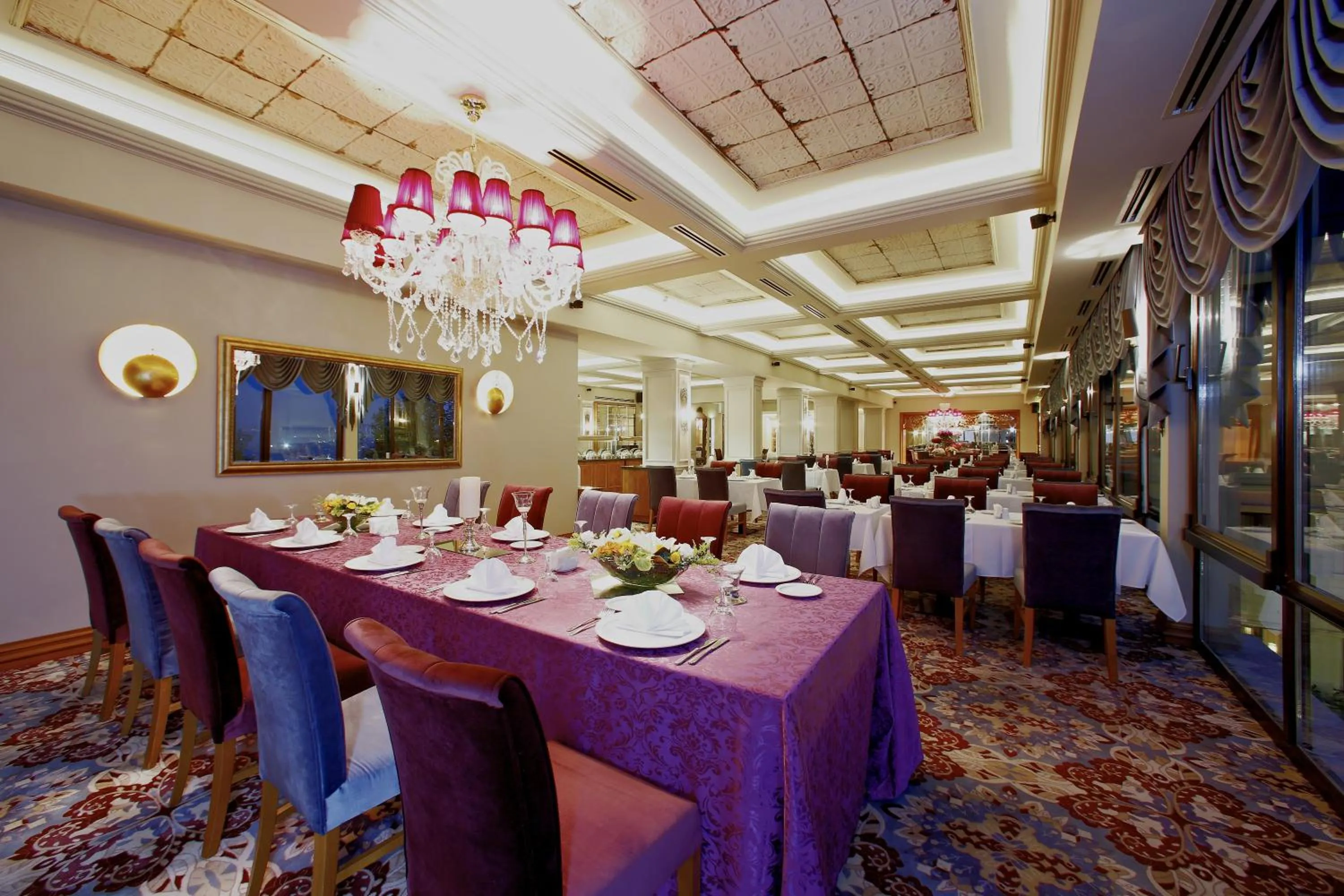 Restaurant/places to eat in Gonluferah Thermal Hotel