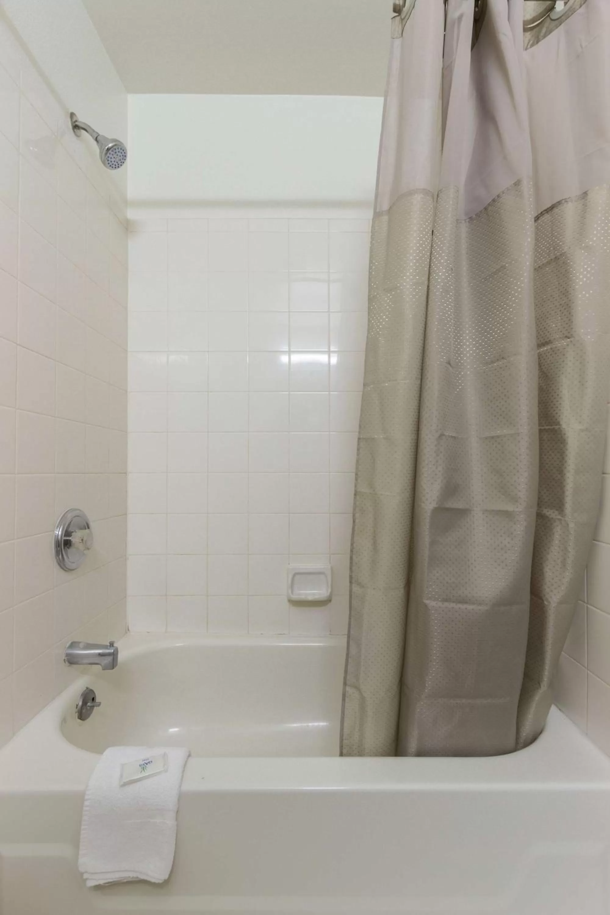 Bathroom in Studio 6-Tempe, AZ